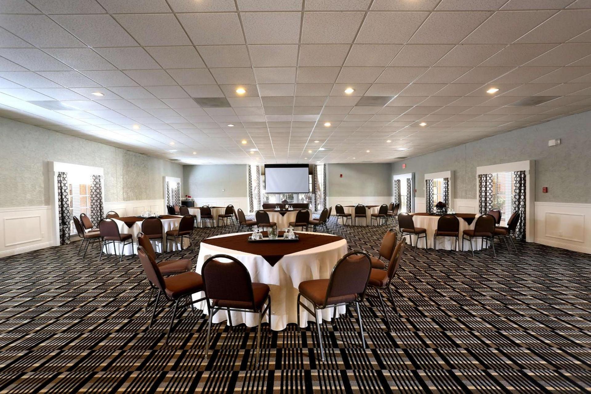 DoubleTree Suites by Hilton Tucson Airport photo 39