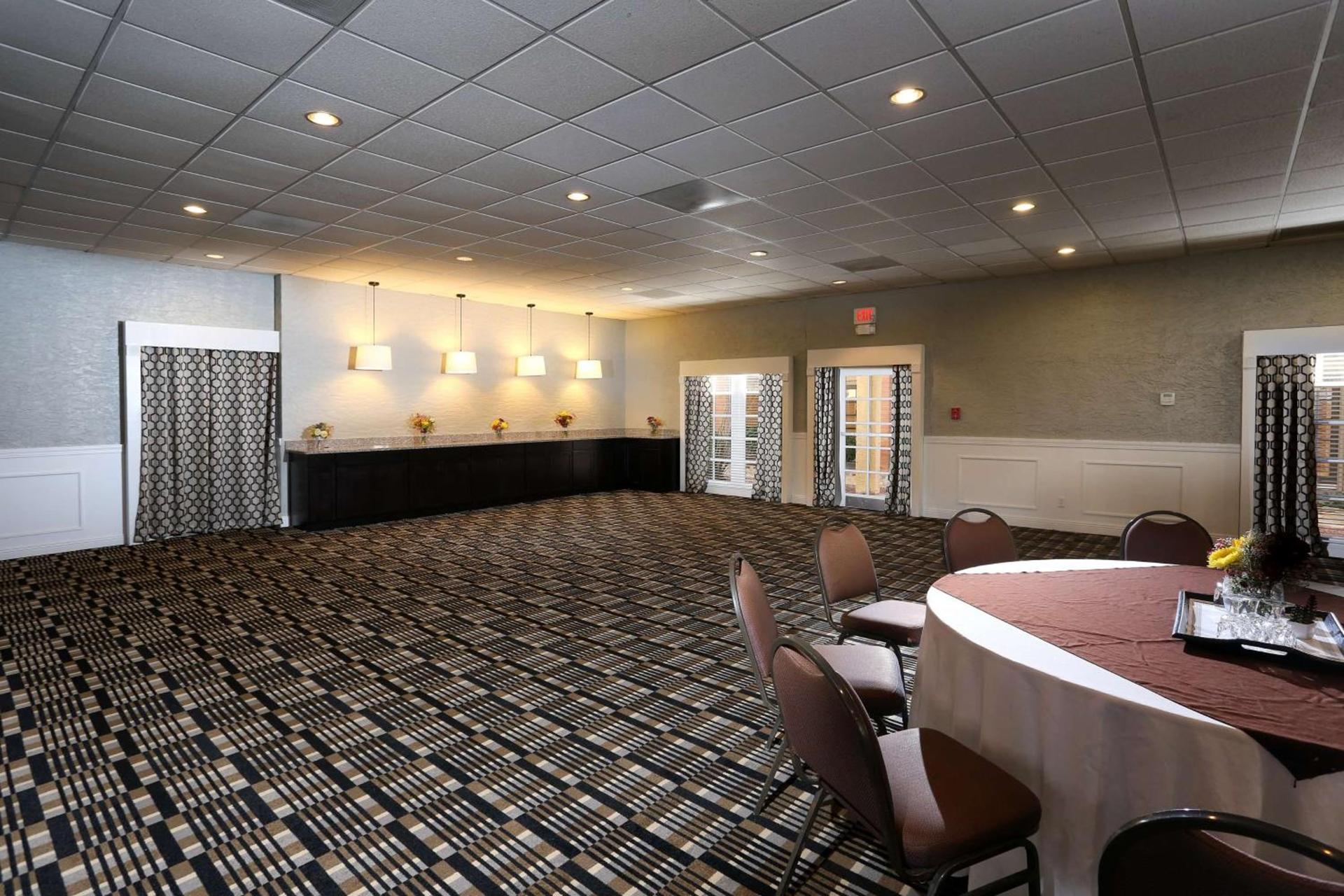 DoubleTree Suites by Hilton Tucson Airport photo 42