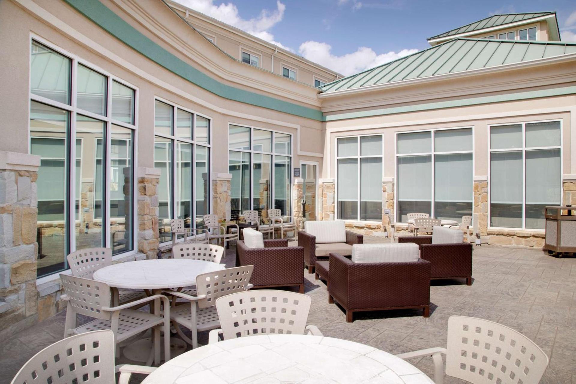Hilton Garden Inn Tyler photo 2