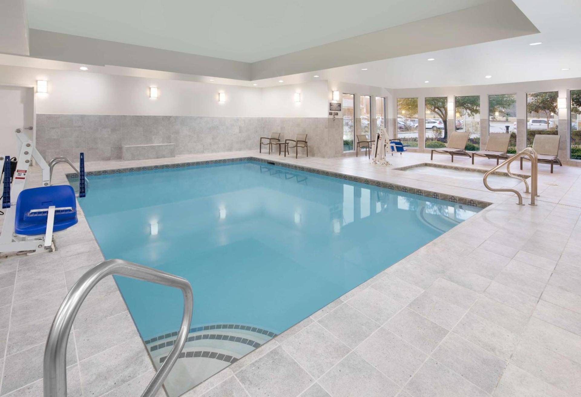 Hilton Garden Inn Tyler photo 10