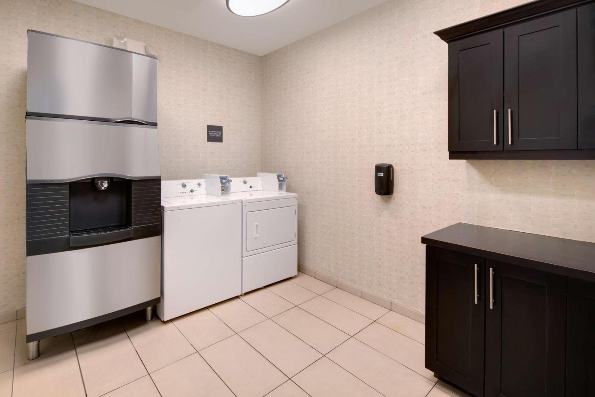 Hilton Garden Inn Tyler photo 56