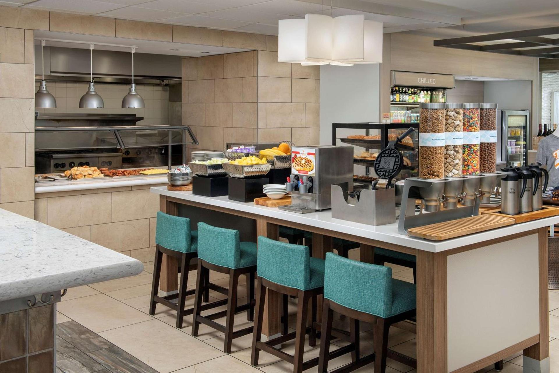 Hilton Garden Inn Knoxville West/Cedar Bluff photo 12