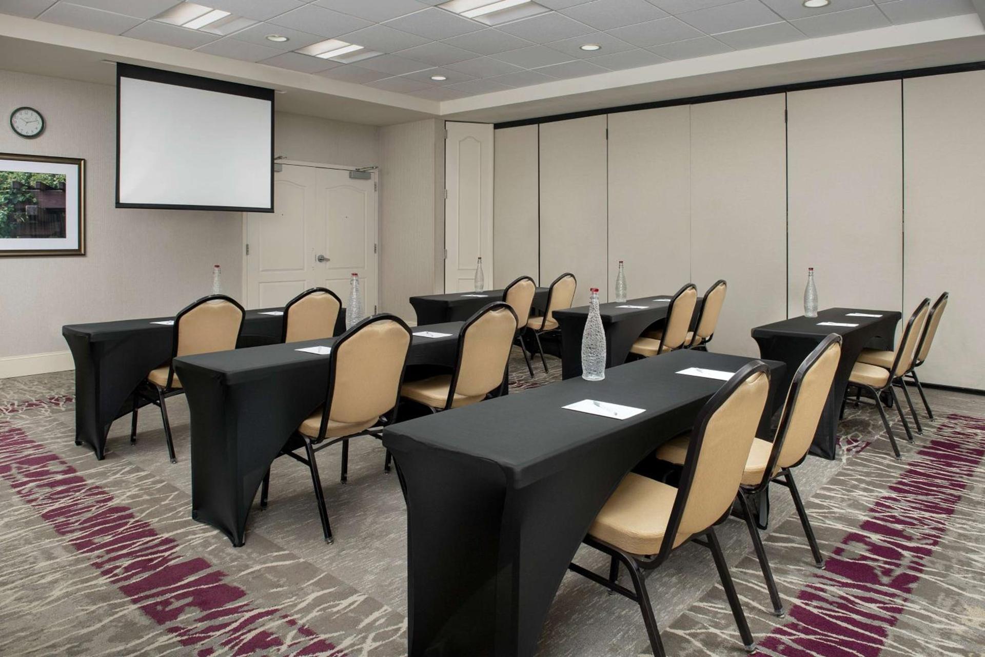 Hilton Garden Inn Knoxville West/Cedar Bluff photo 34