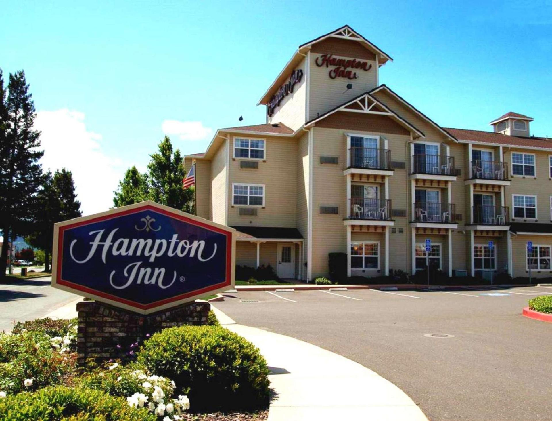 Hampton Inn Ukiah photo 2