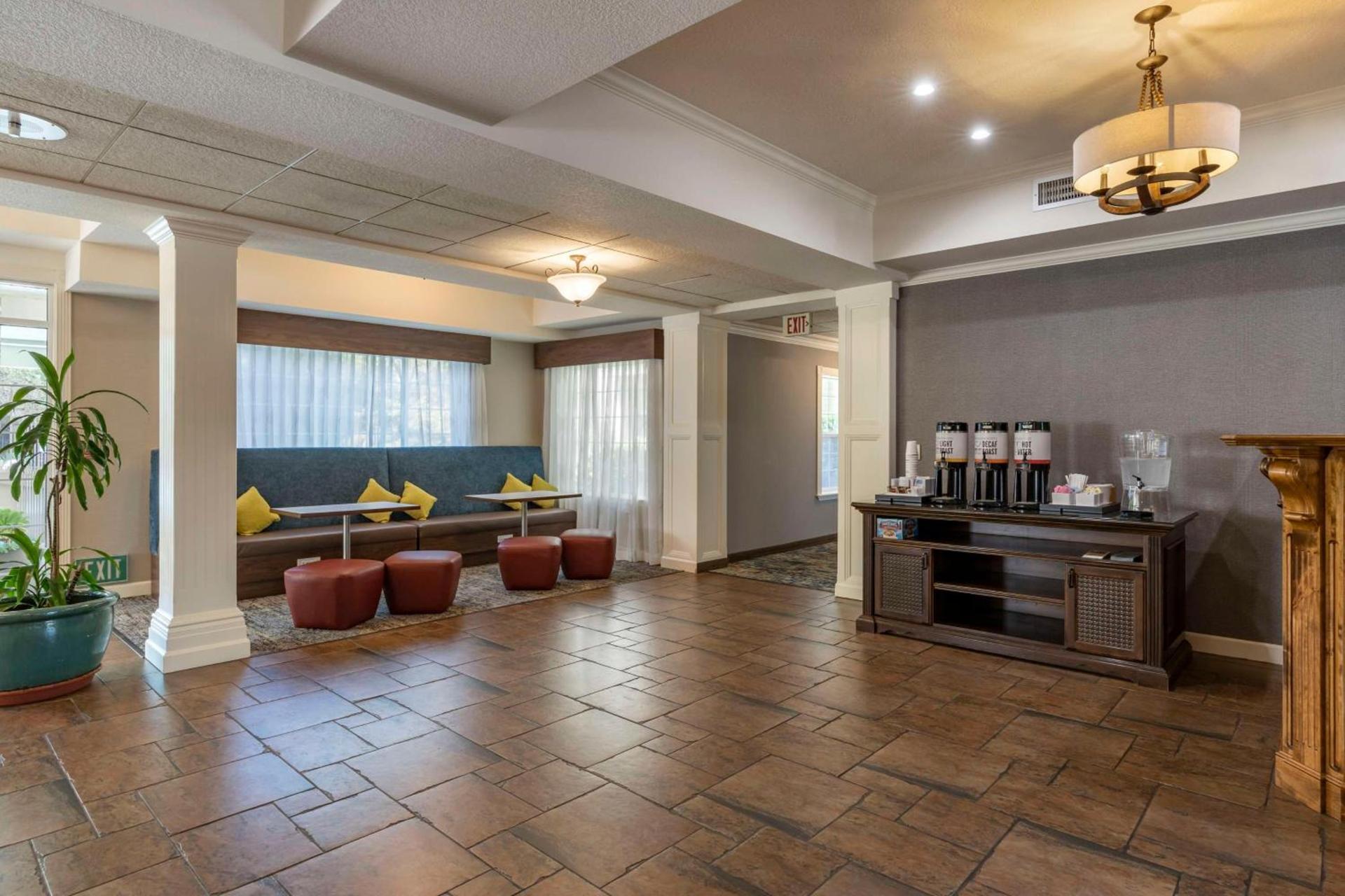 Hampton Inn Ukiah photo 9