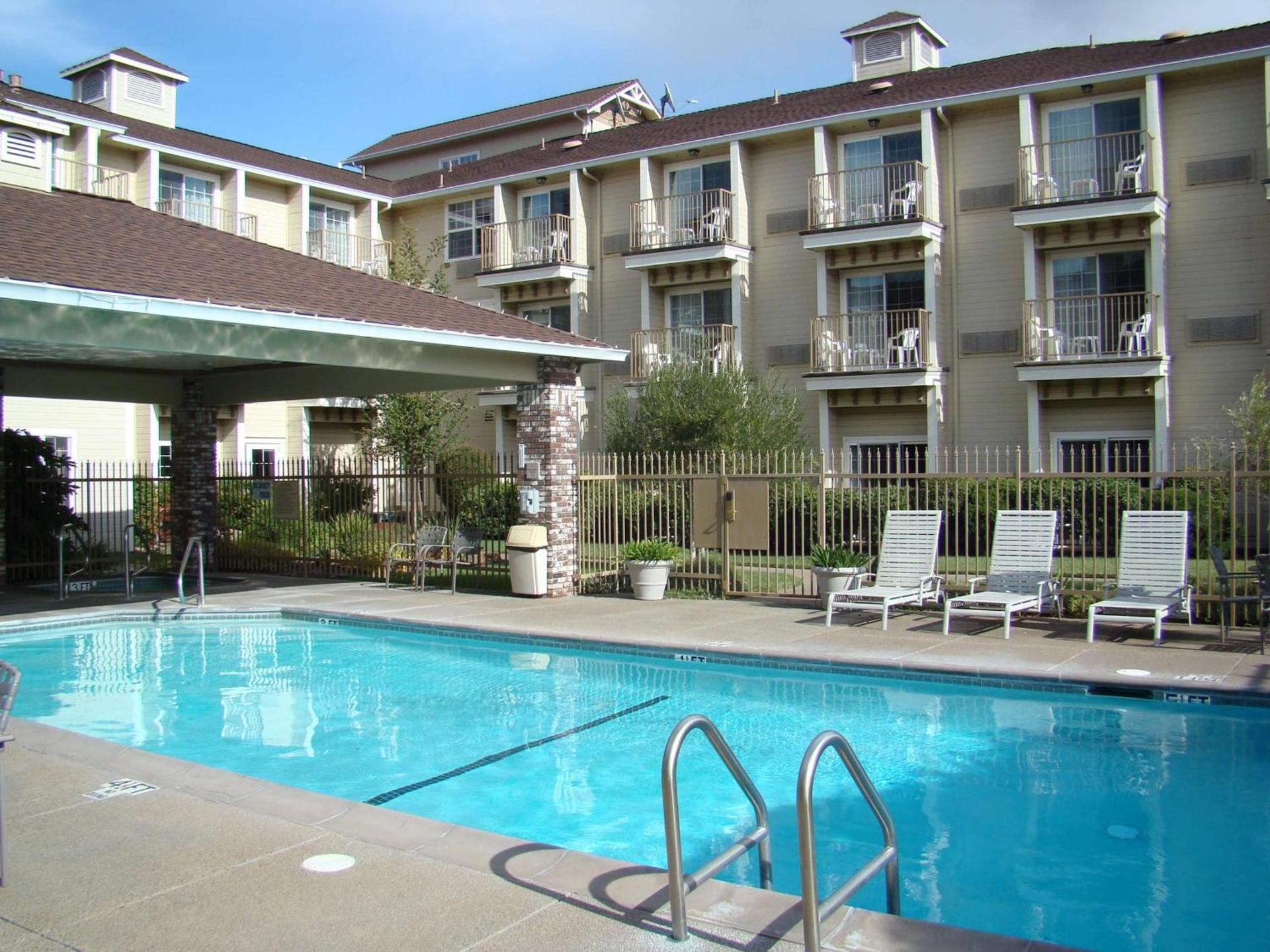 Hampton Inn Ukiah photo 12