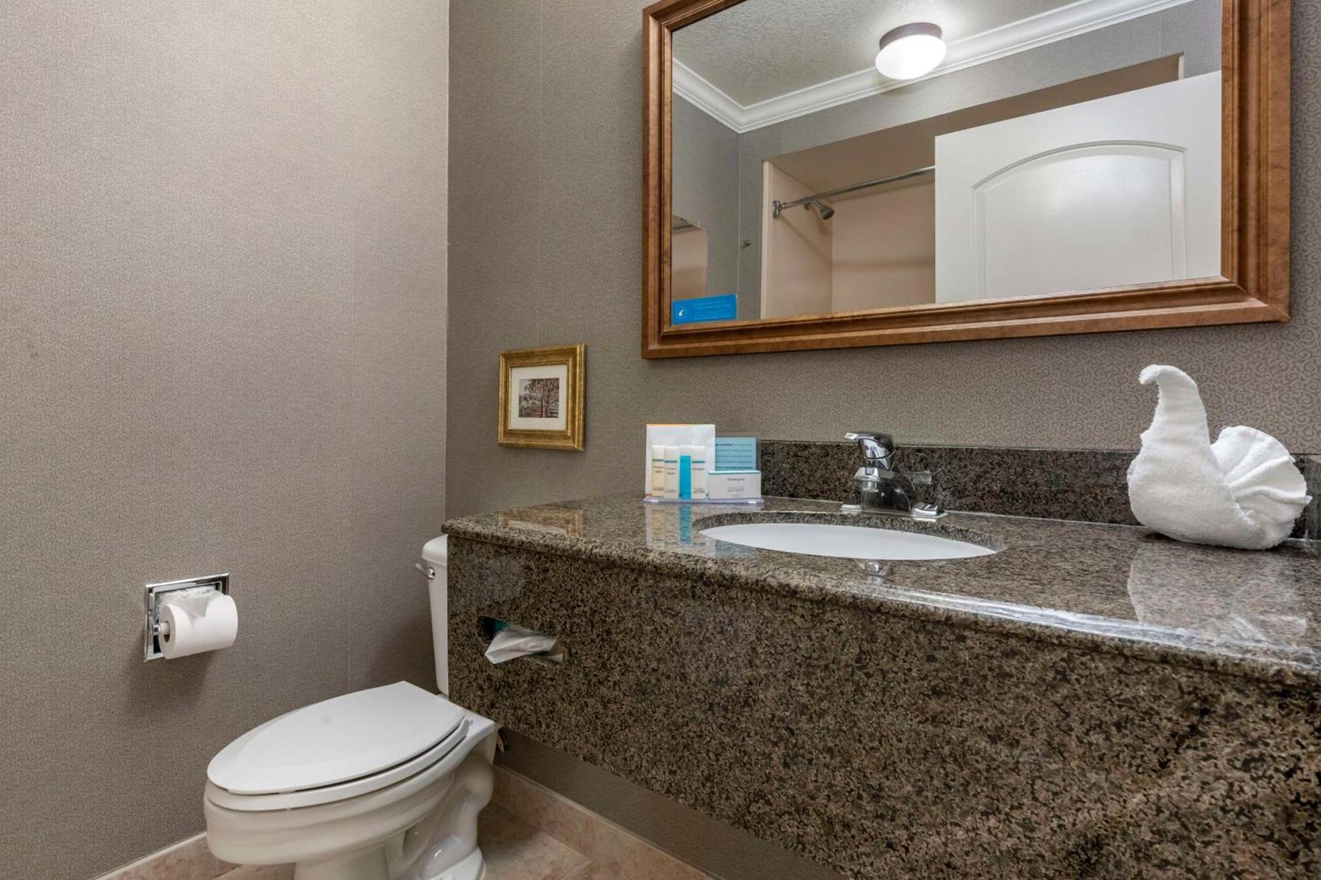 Hampton Inn Ukiah photo 20