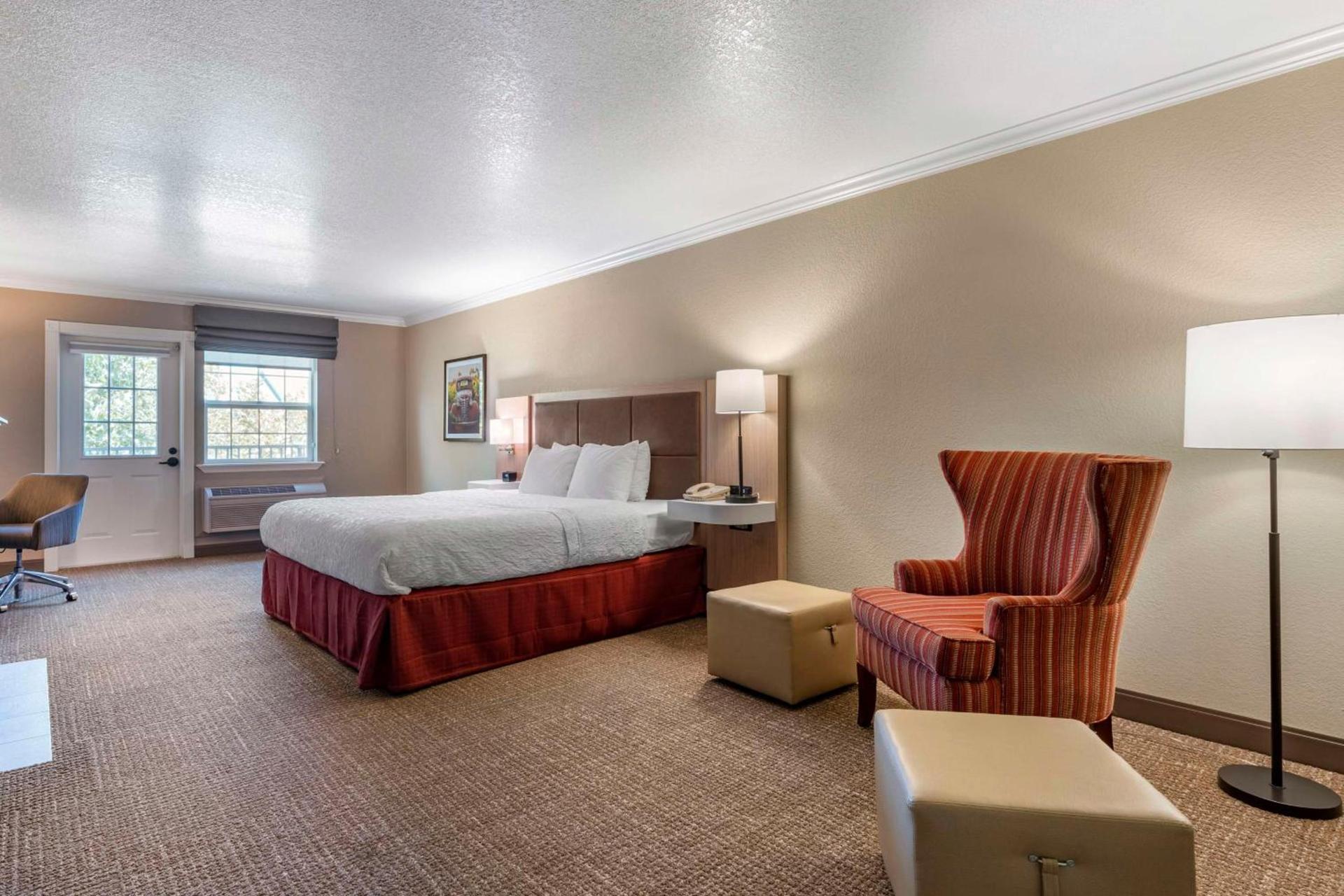 Hampton Inn Ukiah photo 22