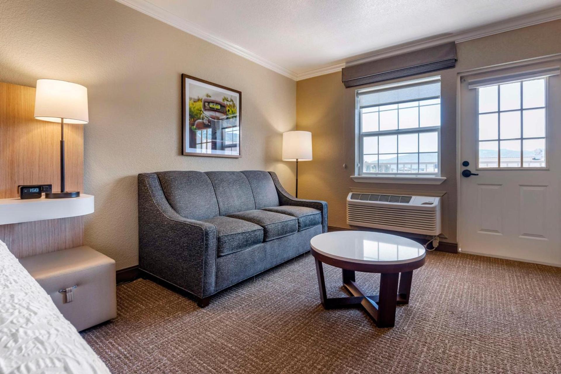 Hampton Inn Ukiah photo 32