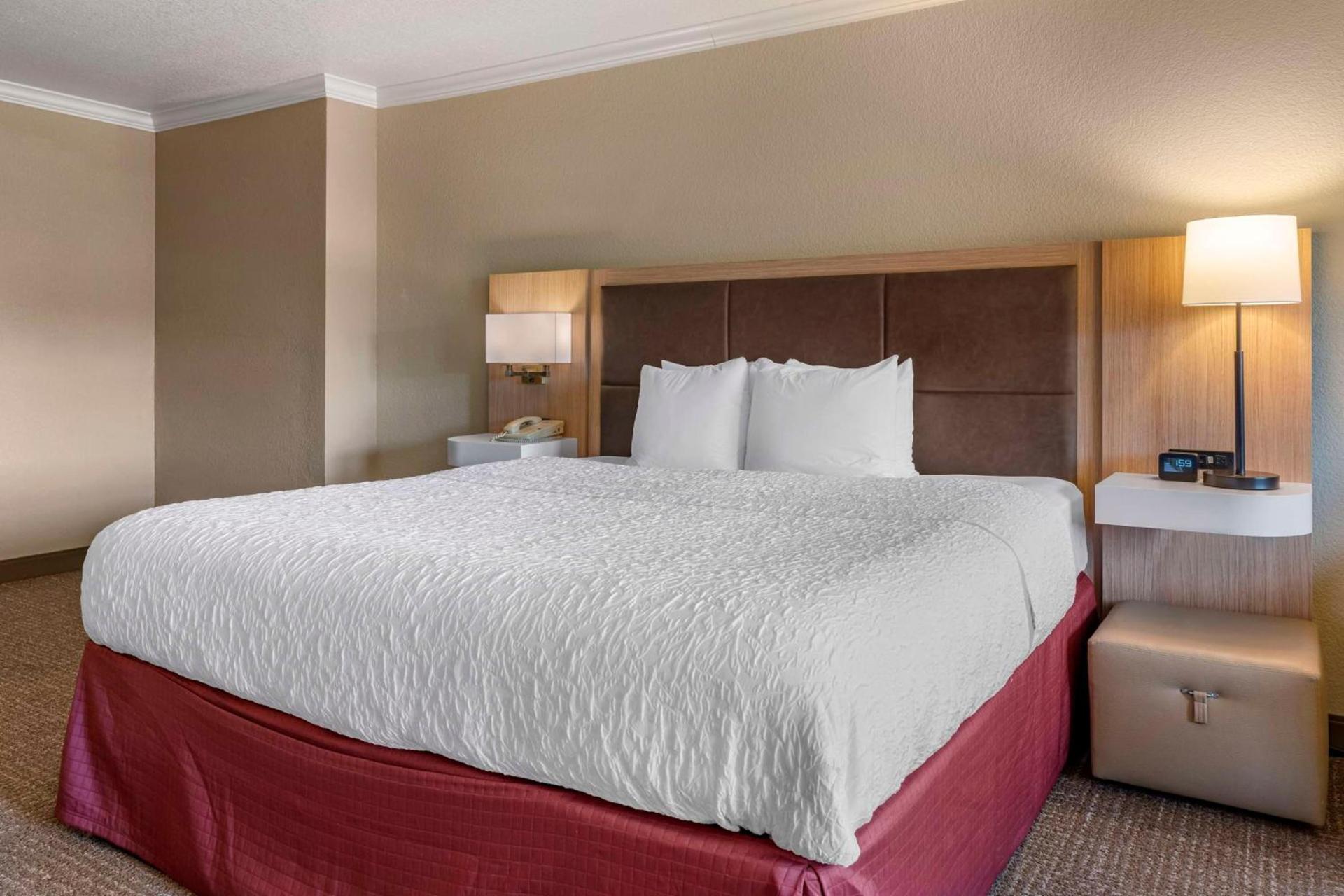 Hampton Inn Ukiah photo 42