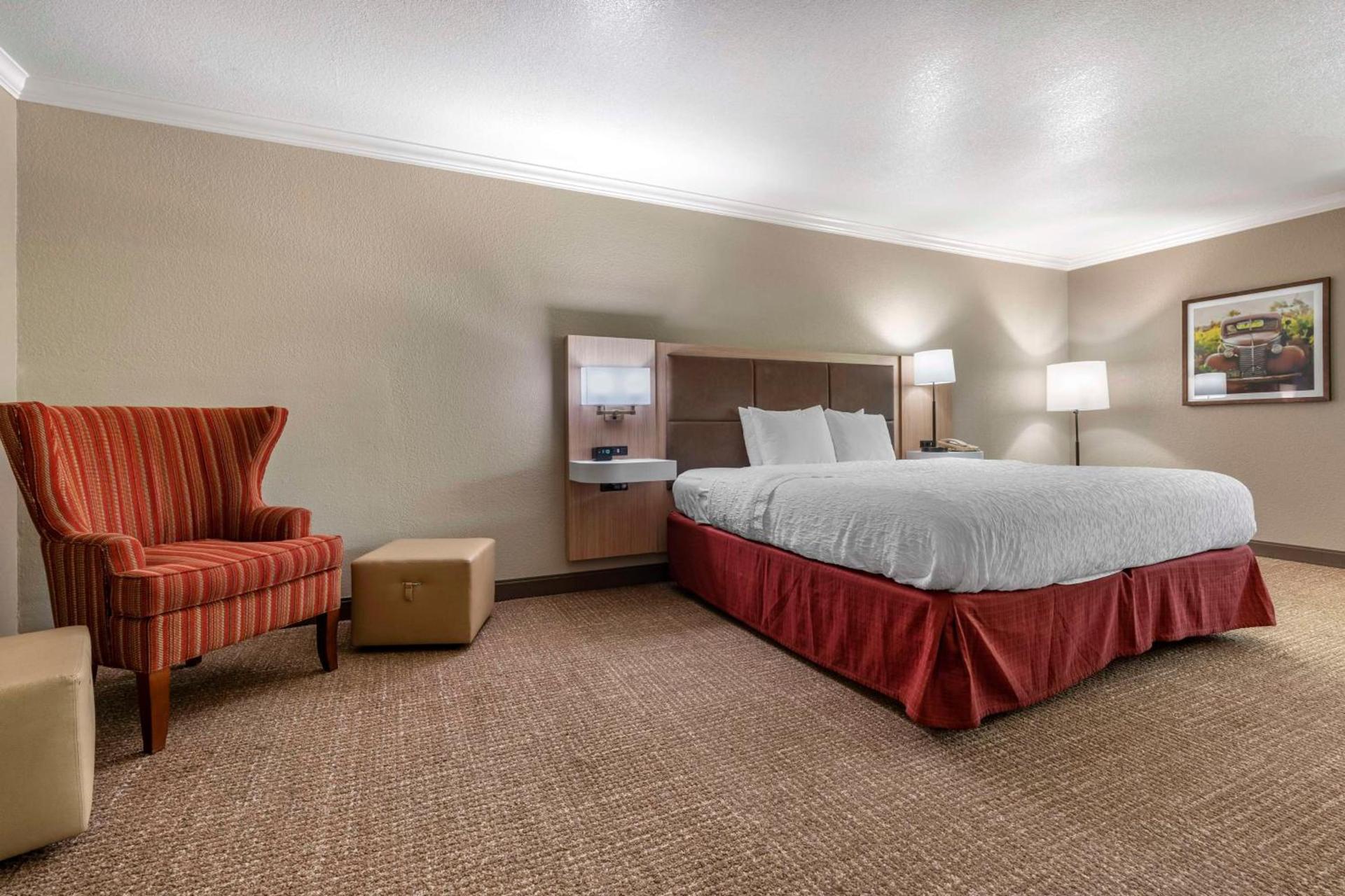 Hampton Inn Ukiah photo 53