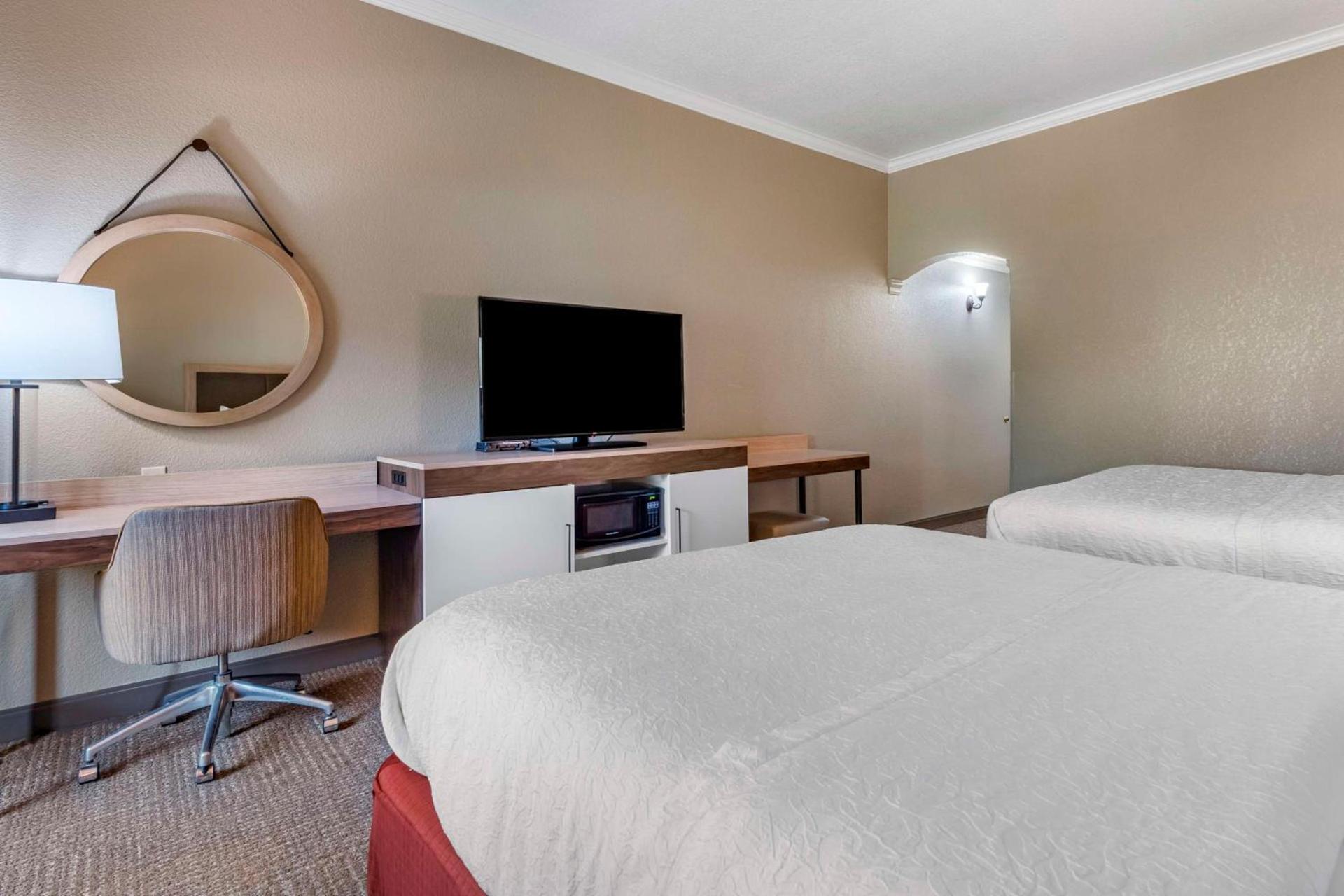 Hampton Inn Ukiah photo 54