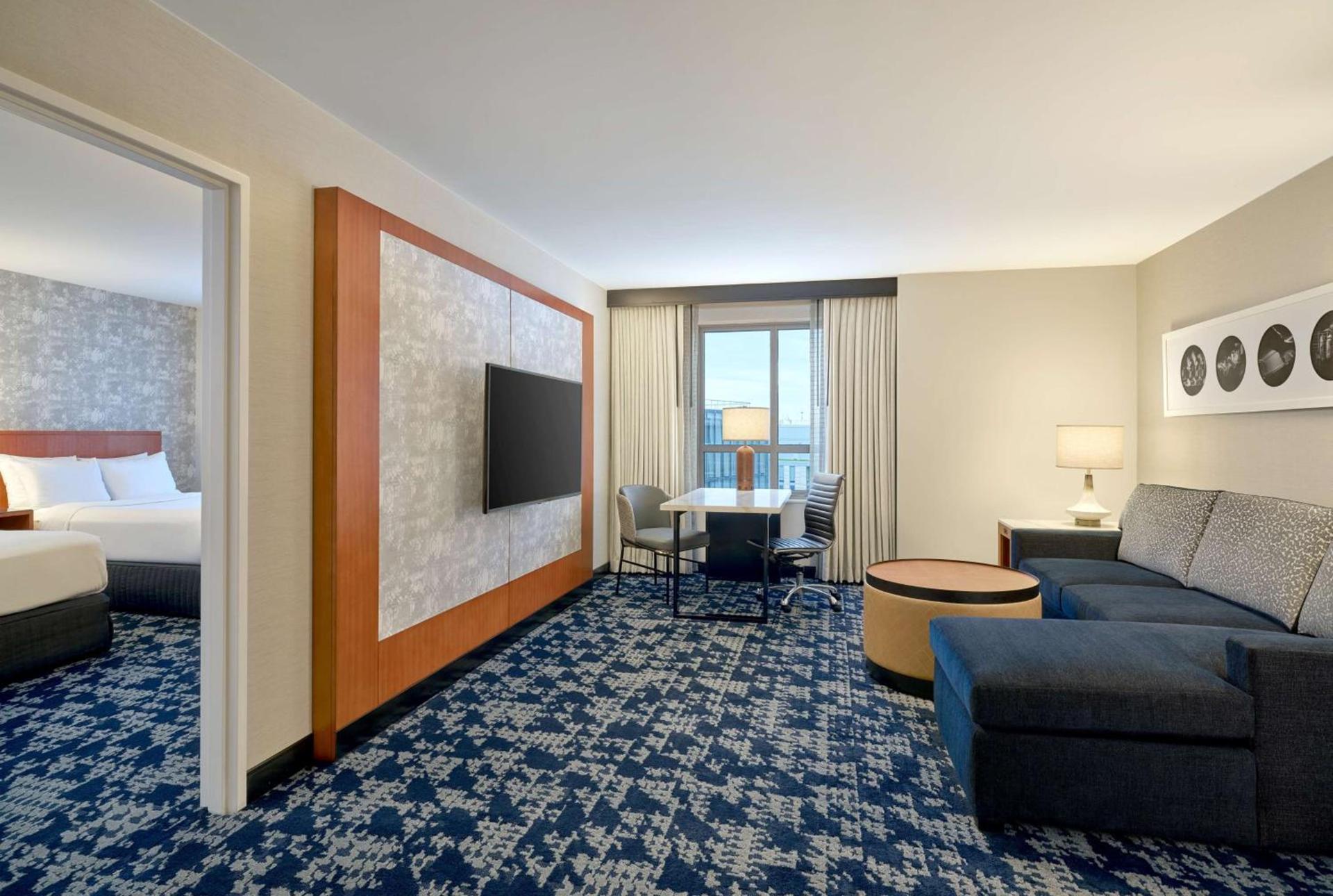 Embassy Suites by Hilton Washington DC Convention Center photo 32