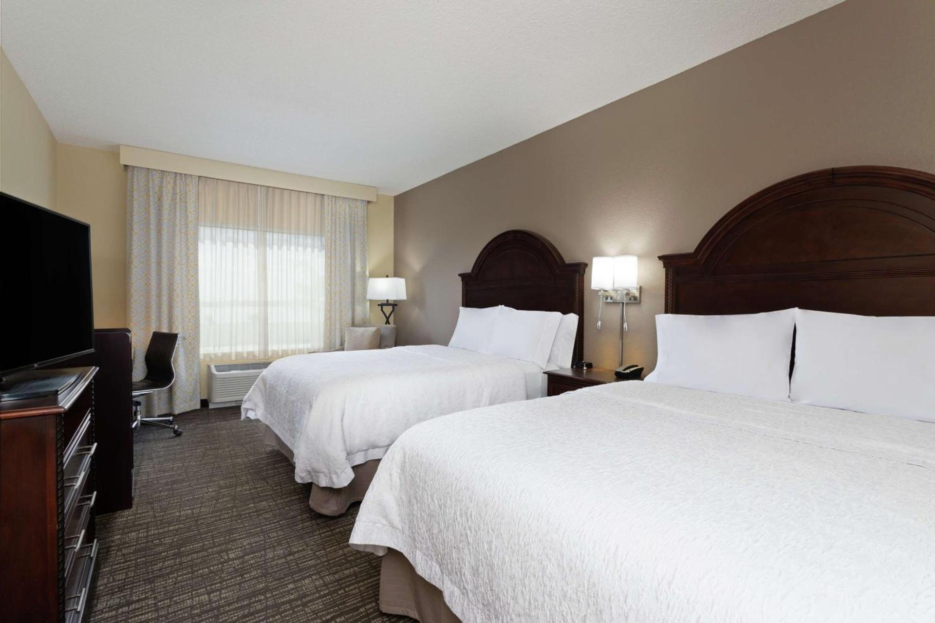Hampton Inn & Suites Wellington photo 17
