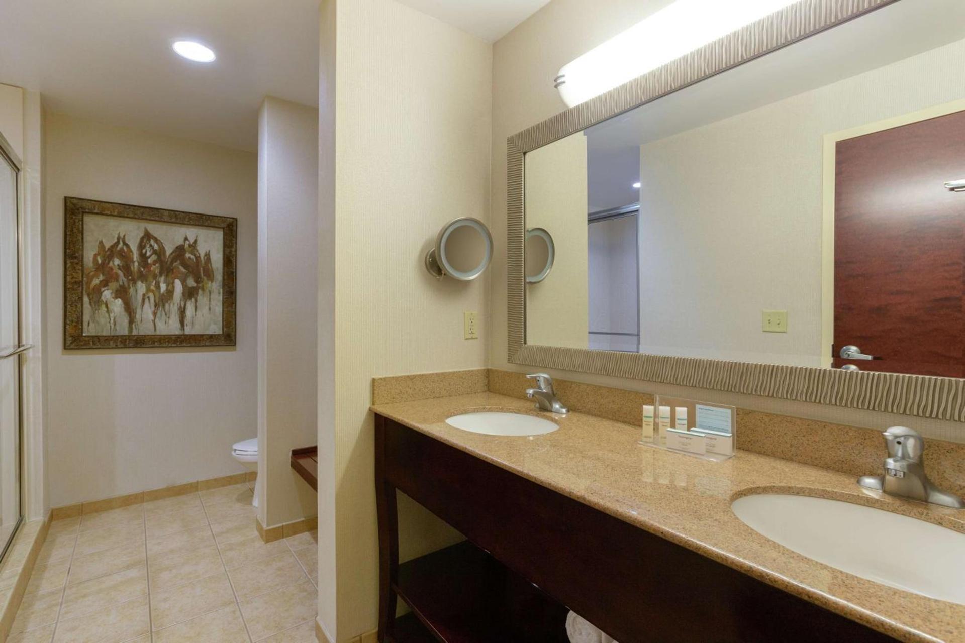 Hampton Inn & Suites Wellington photo 20