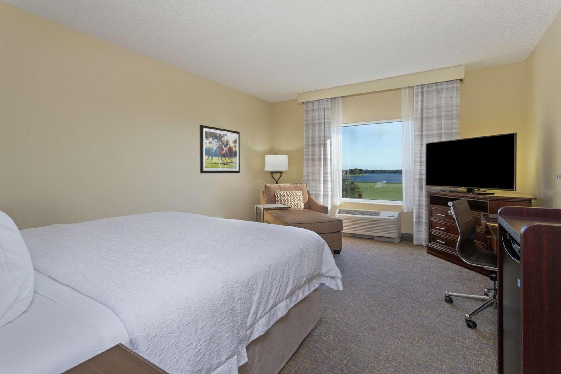 Hampton Inn & Suites Wellington photo 22