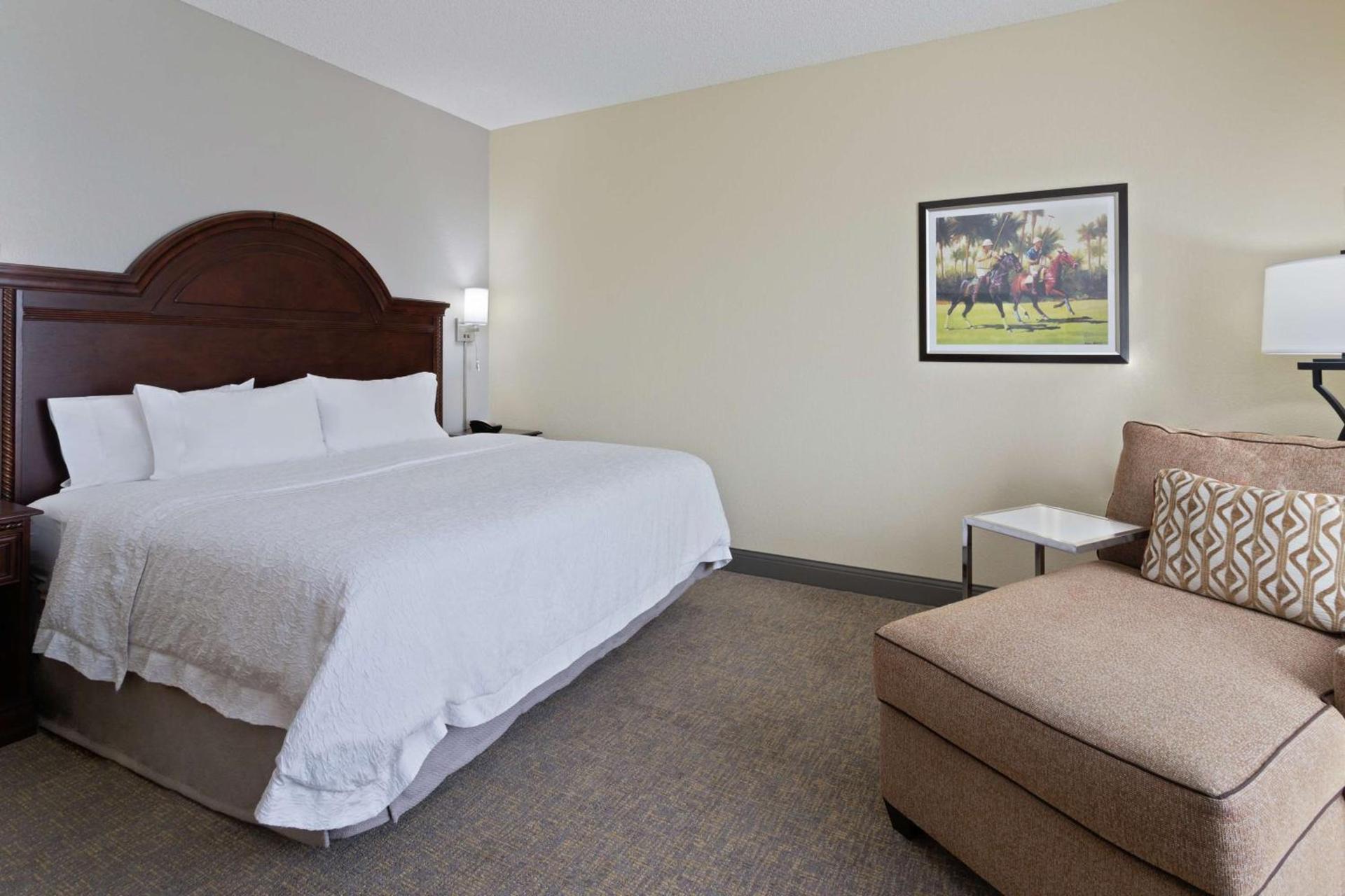 Hampton Inn & Suites Wellington photo 25