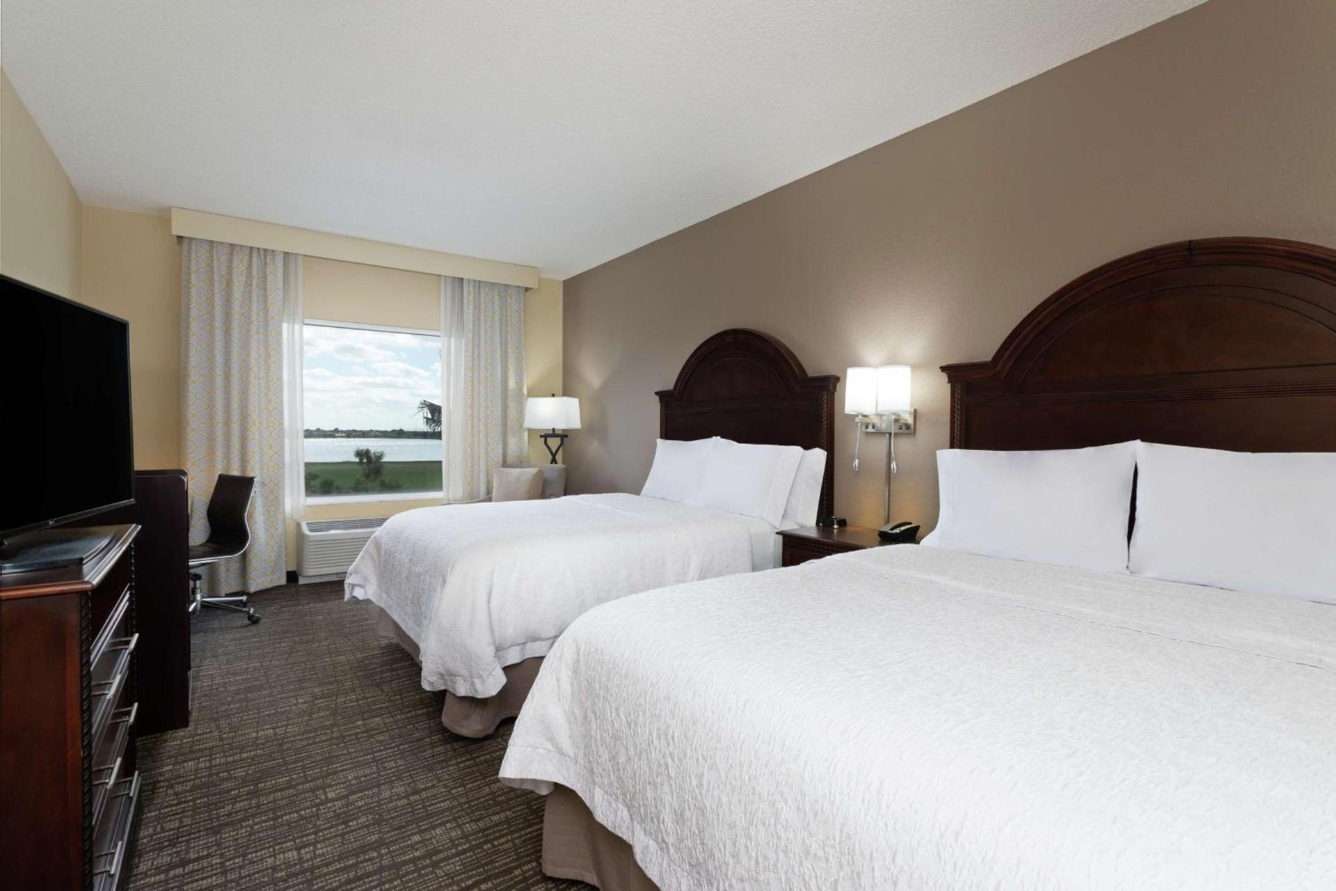 Hampton Inn & Suites Wellington photo 31