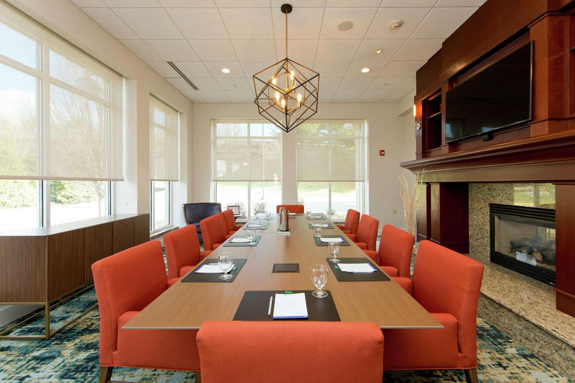 Hilton Garden Inn Winchester photo 5