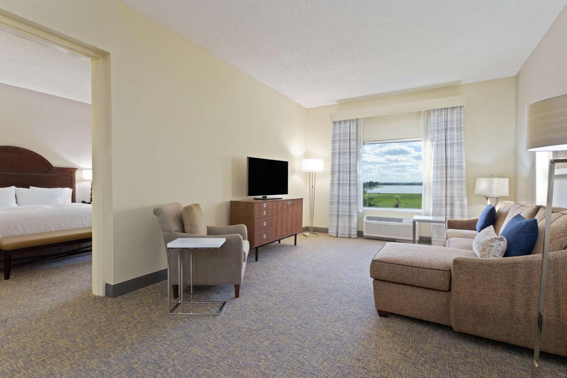 Hampton Inn & Suites Wellington photo 38