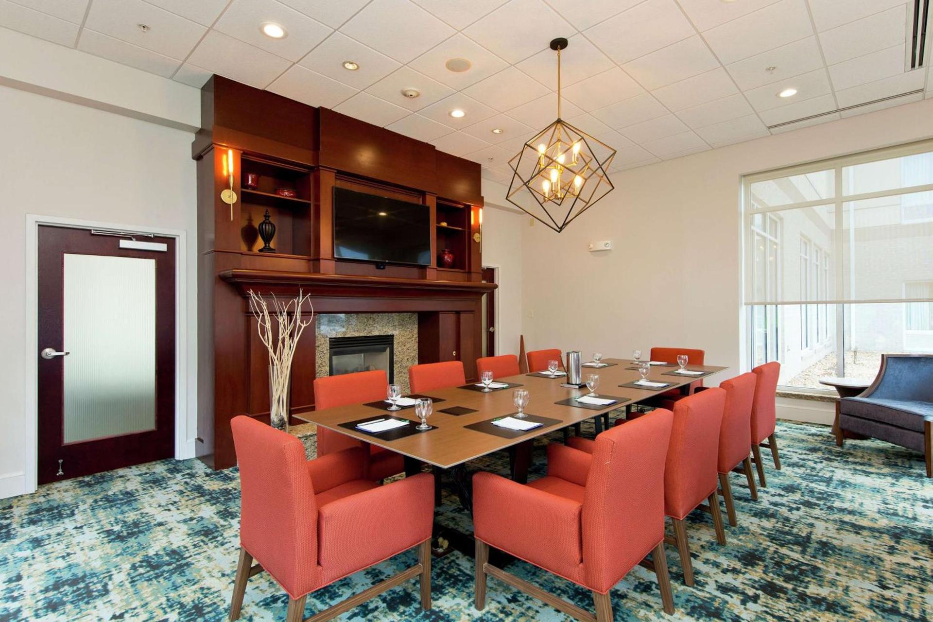 Hilton Garden Inn Winchester photo 7