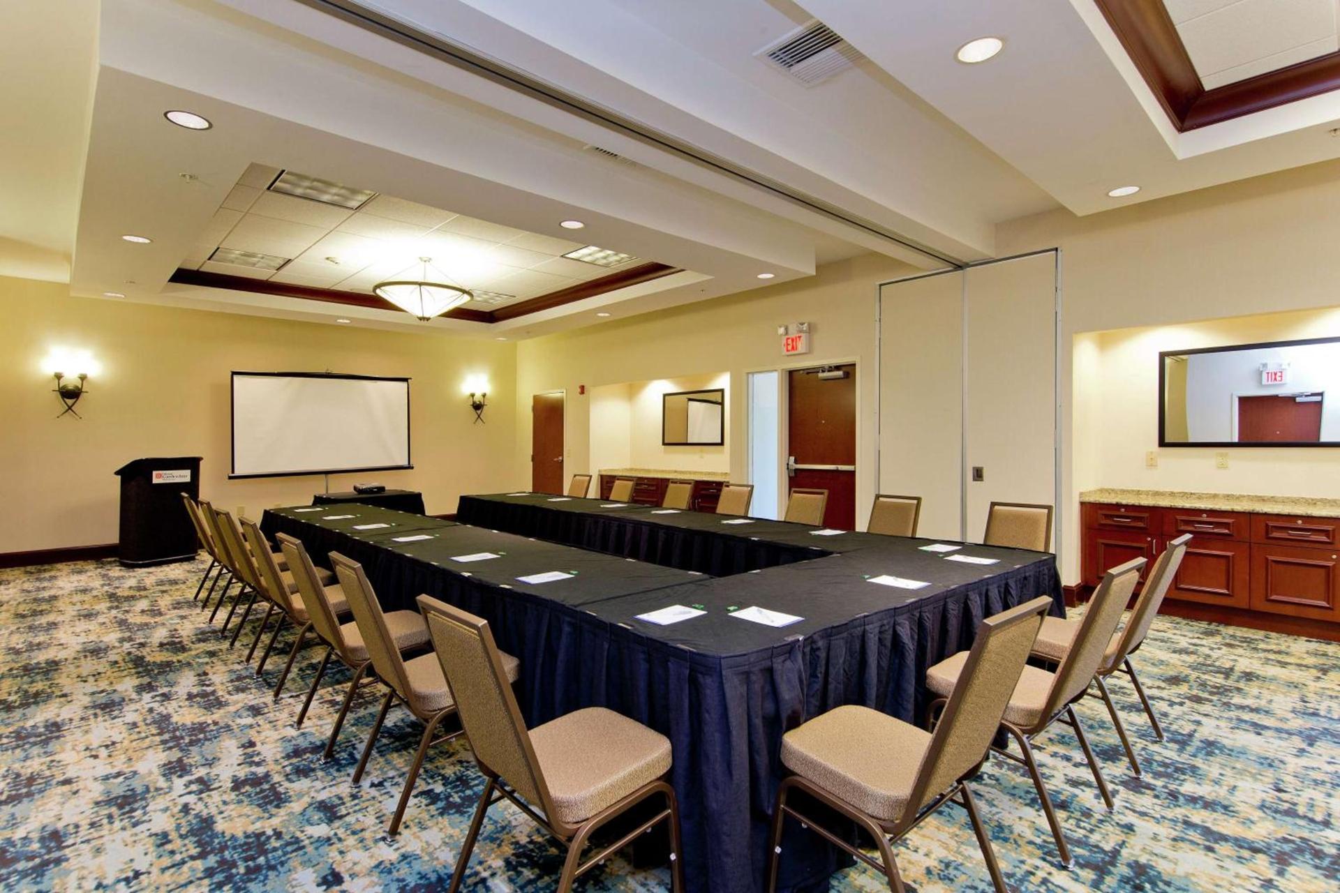 Hilton Garden Inn Winchester photo 40
