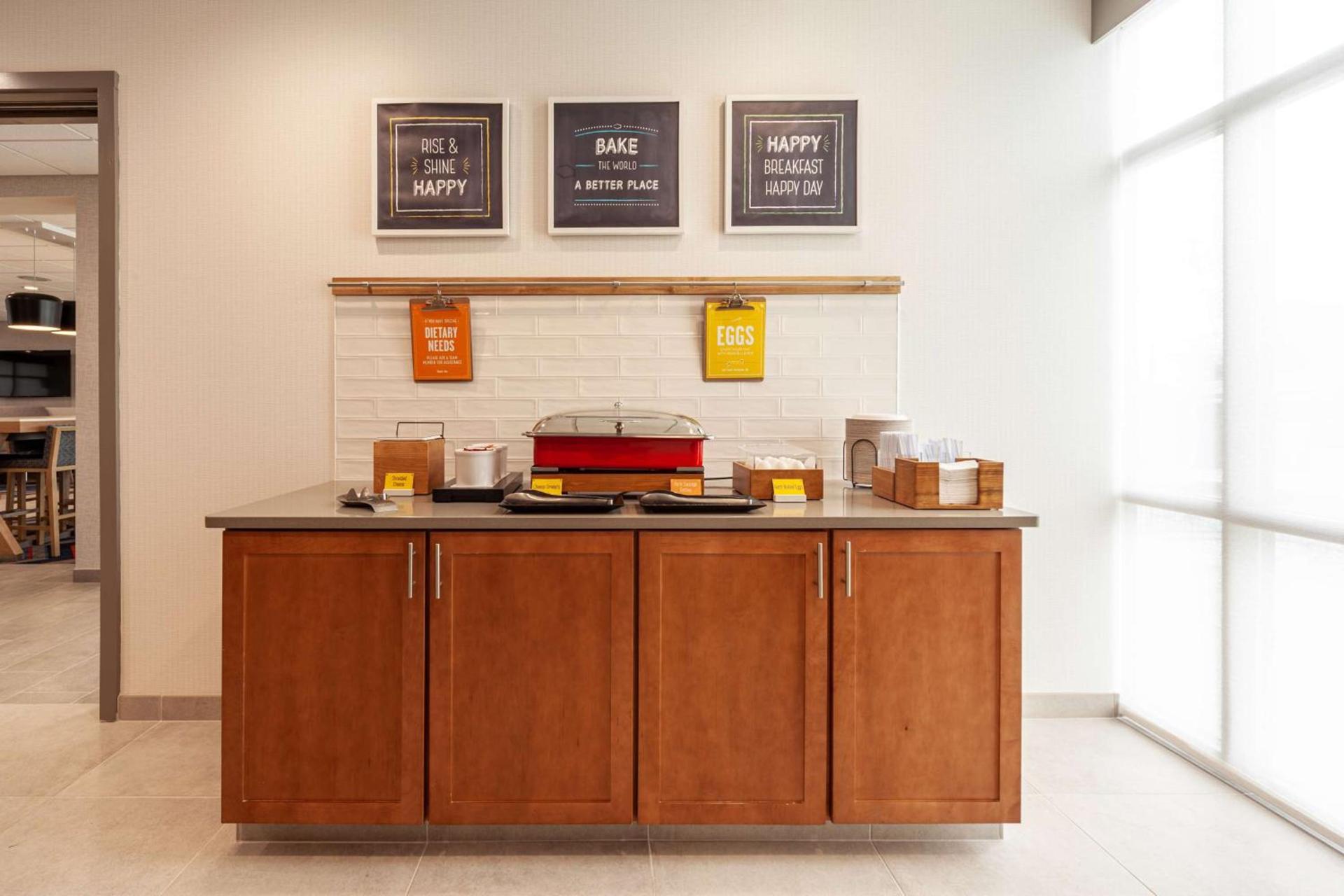 Hampton Inn Winchester photo 23