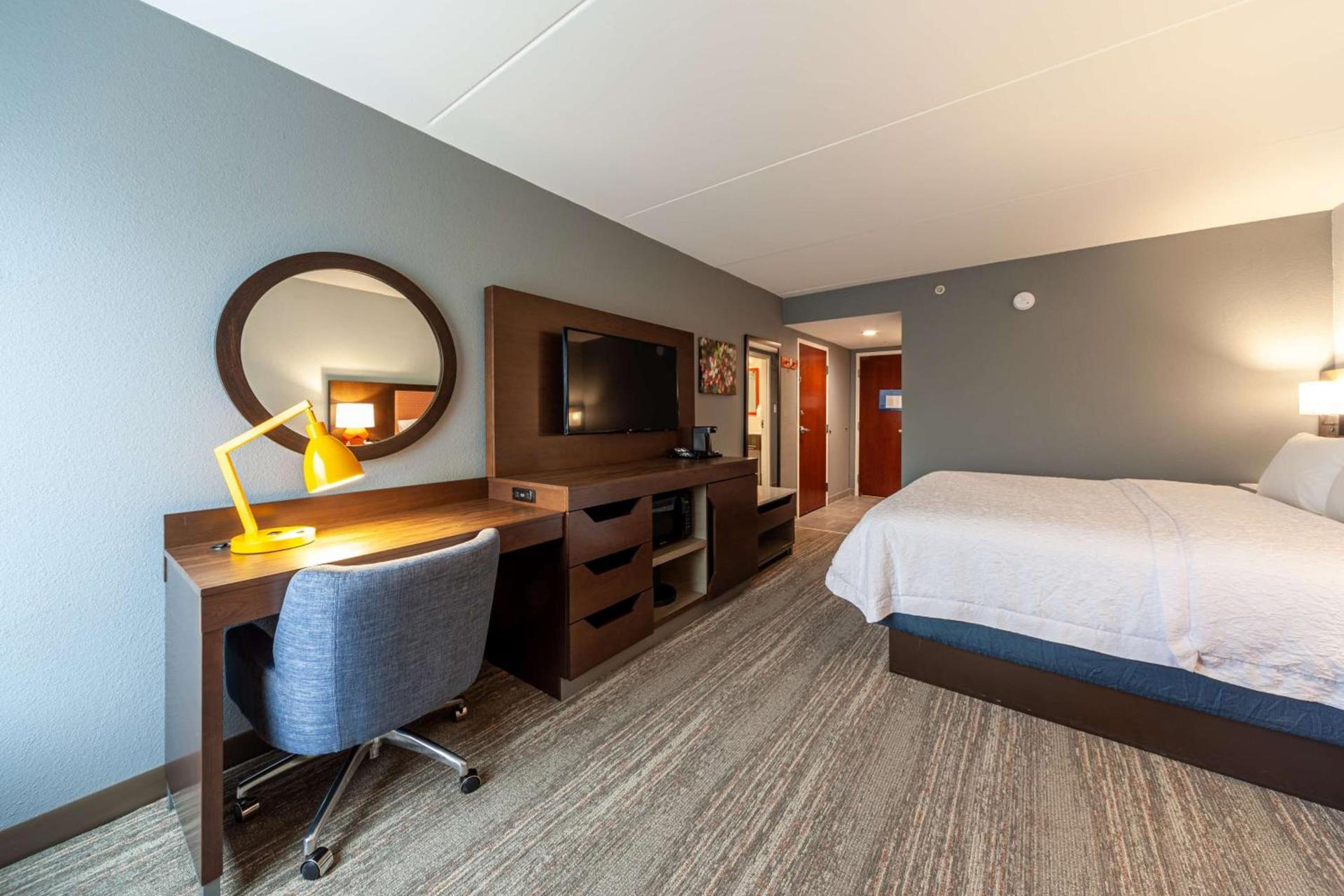 Hampton Inn Winchester photo 38