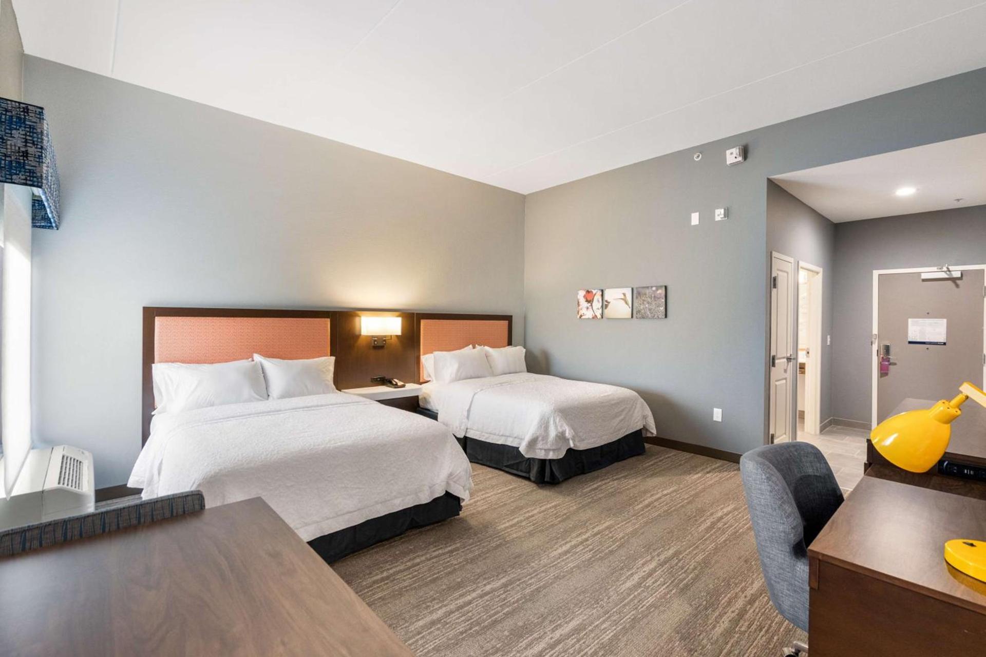 Hampton Inn Winchester photo 41