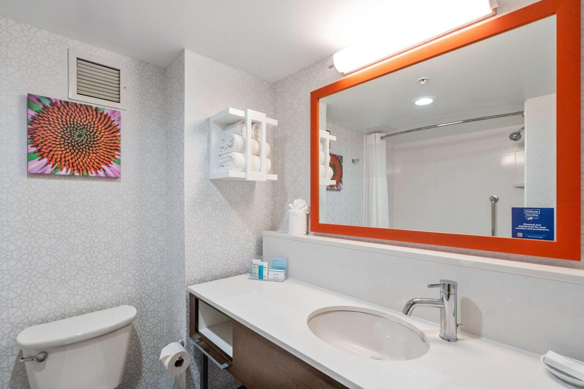 Hampton Inn Winchester photo 43
