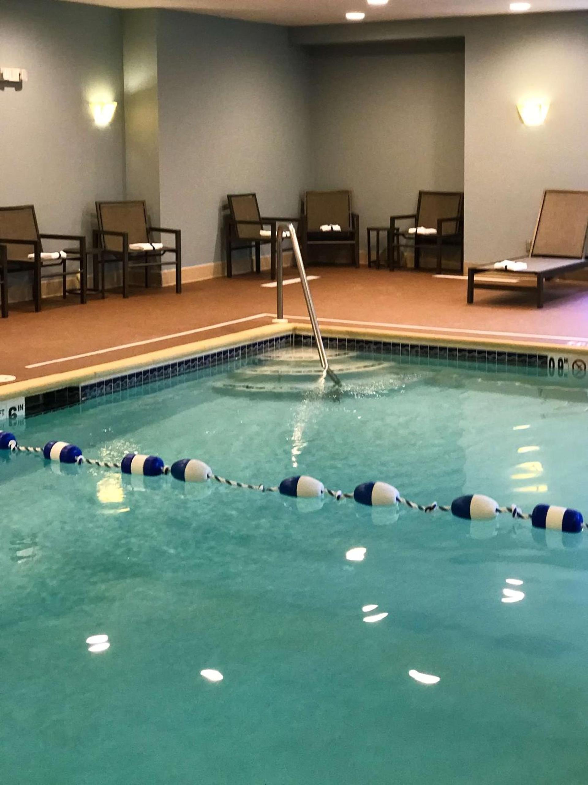 Hampton Inn Waterville photo 7