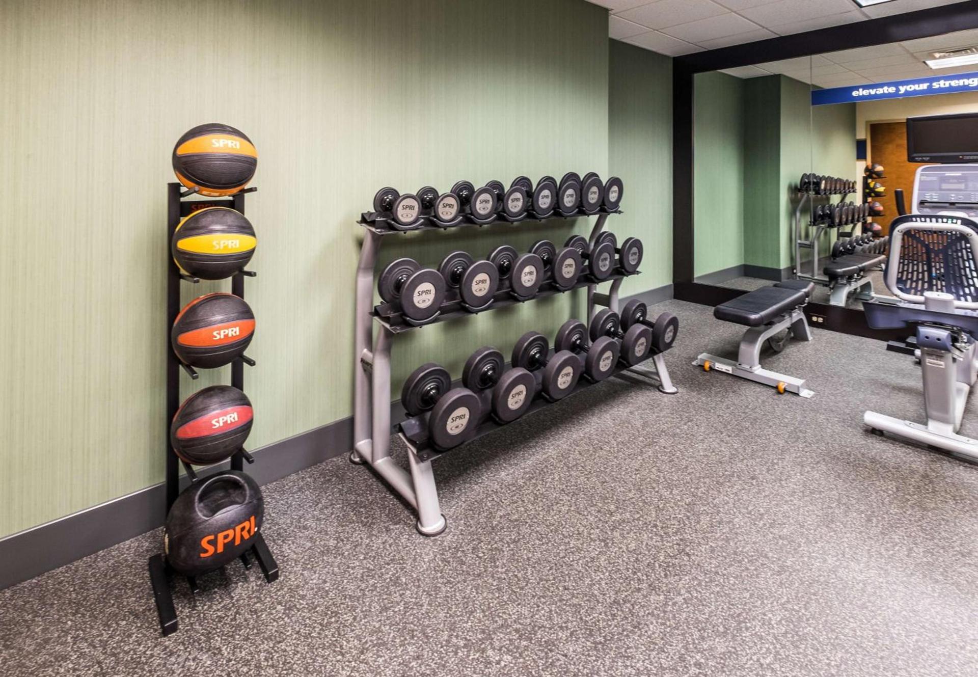 Hampton Inn Waterville photo 19