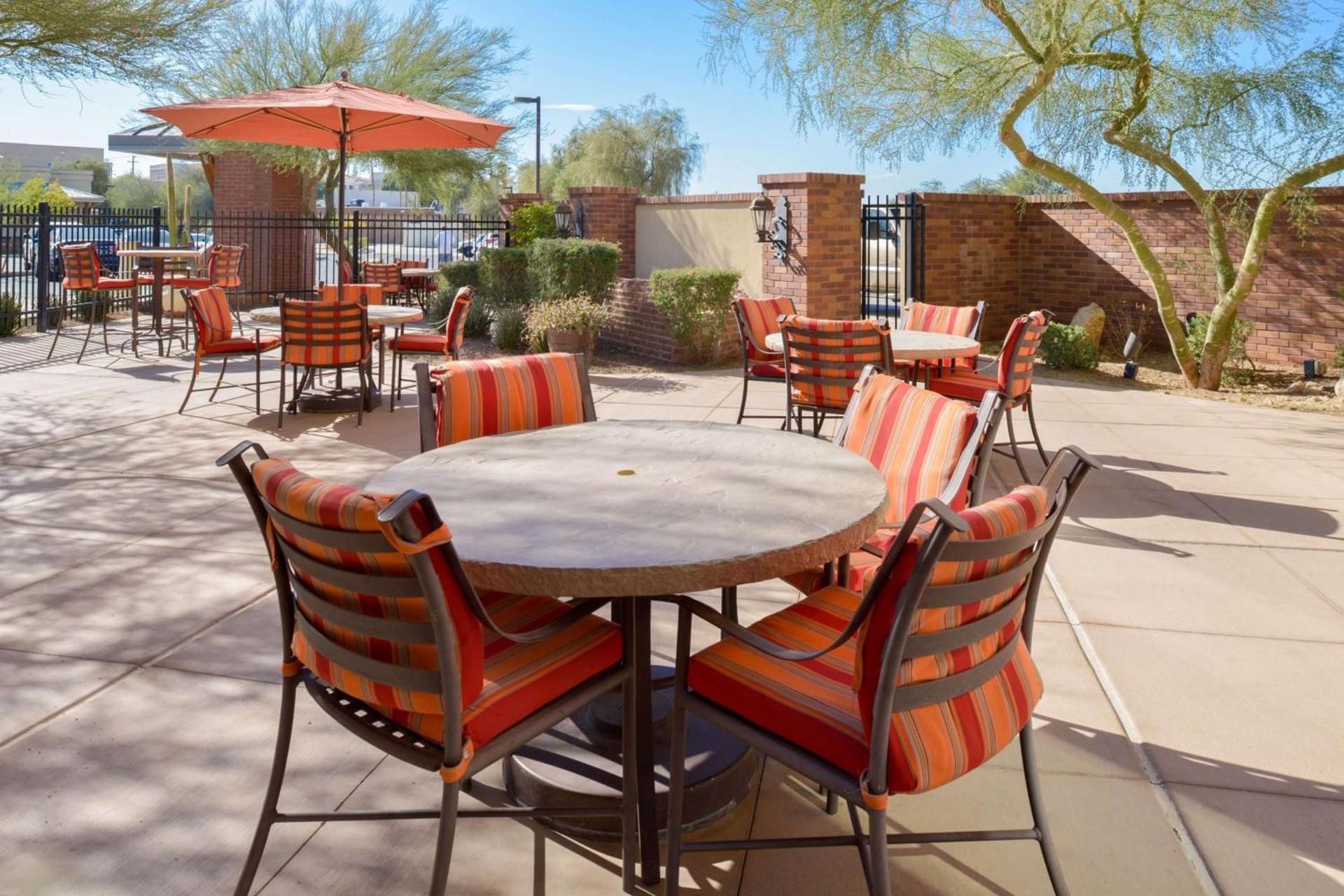 Hilton Garden Inn Yuma Pivot Point photo 4