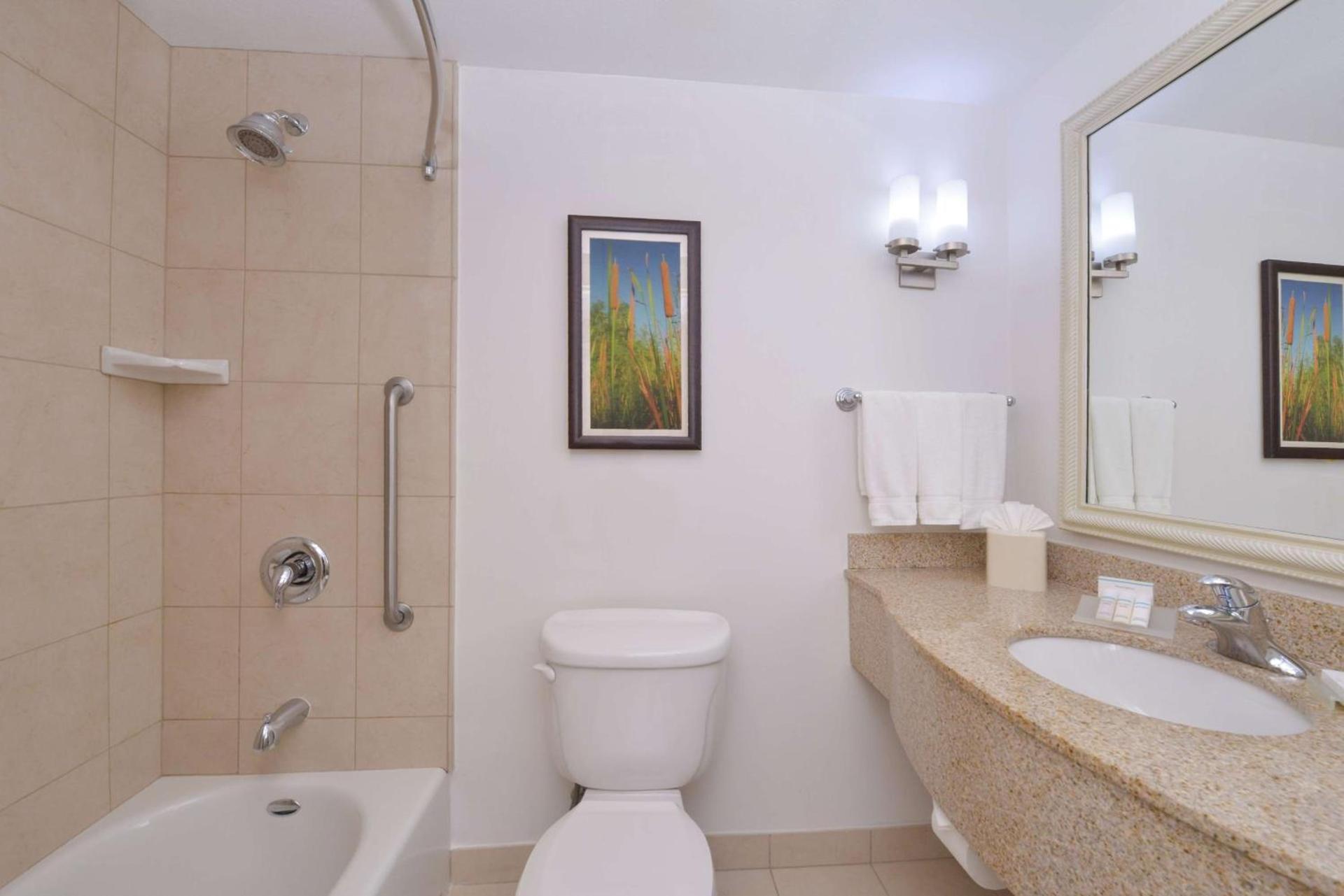 Hilton Garden Inn Yuma Pivot Point photo 20