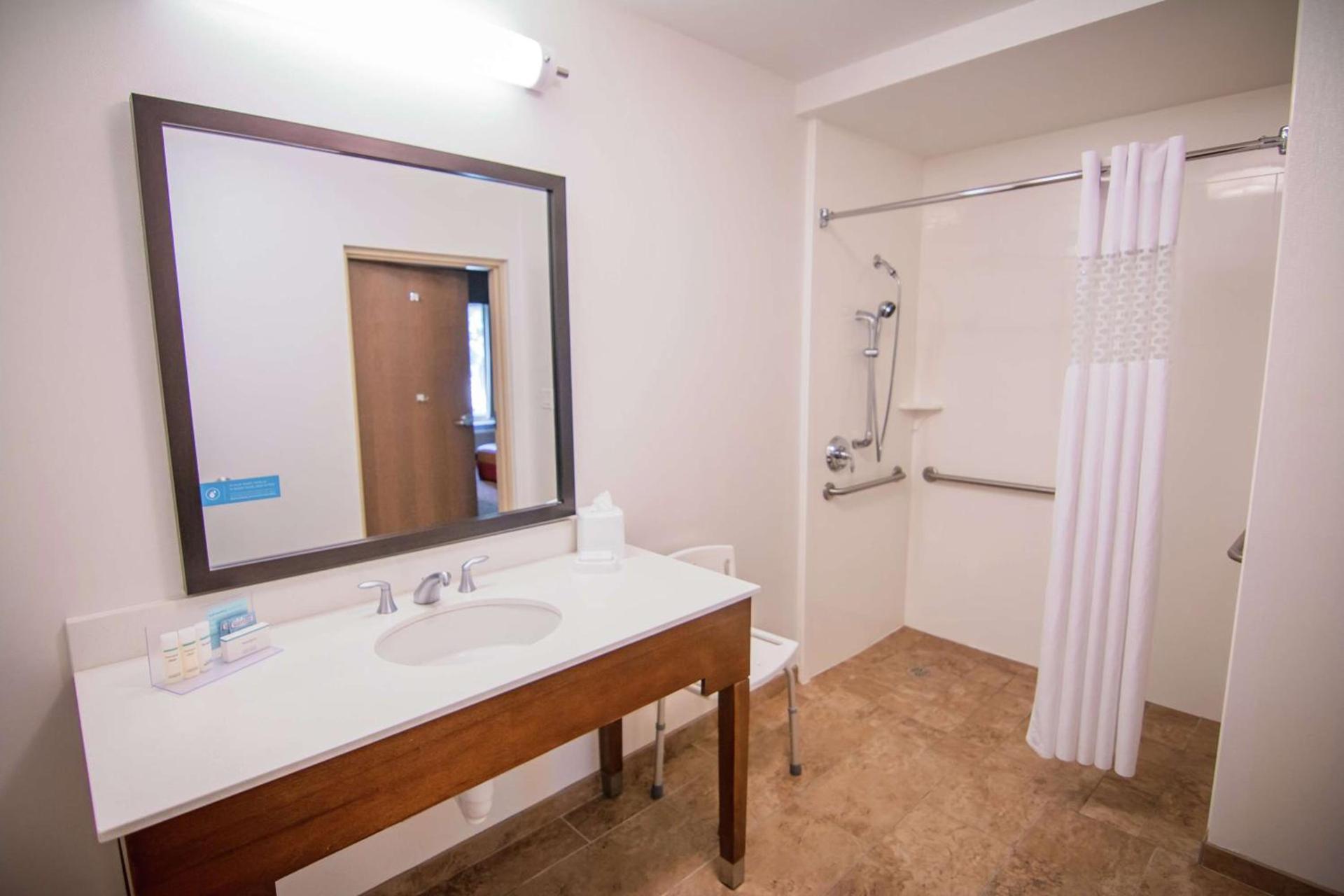 Hampton Inn & Suites Dallas/Frisco North-Fieldhouse USA photo 15