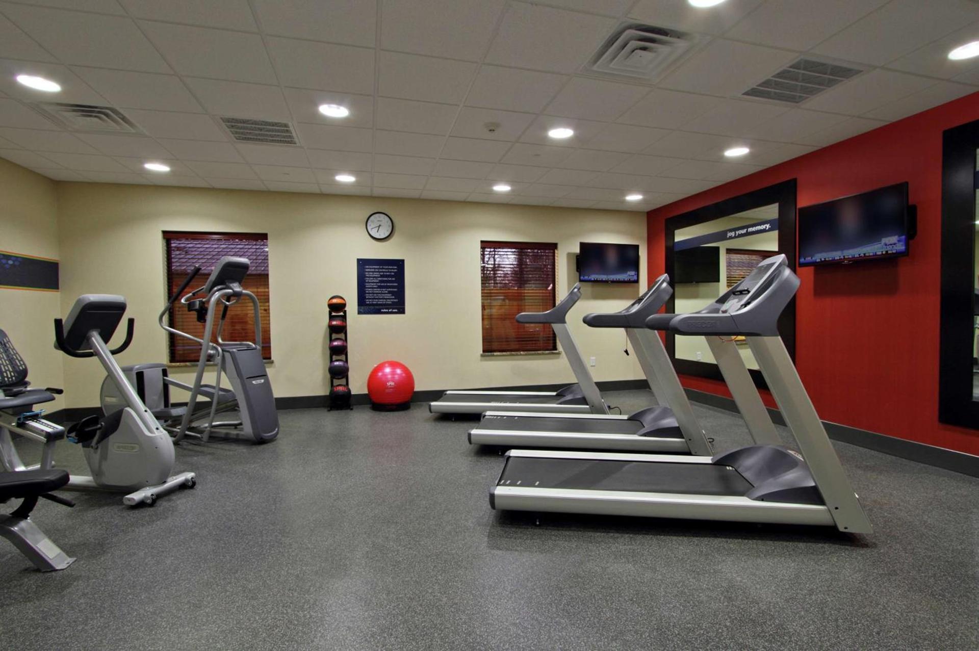 Hampton Inn Richland/South Jackson photo 17
