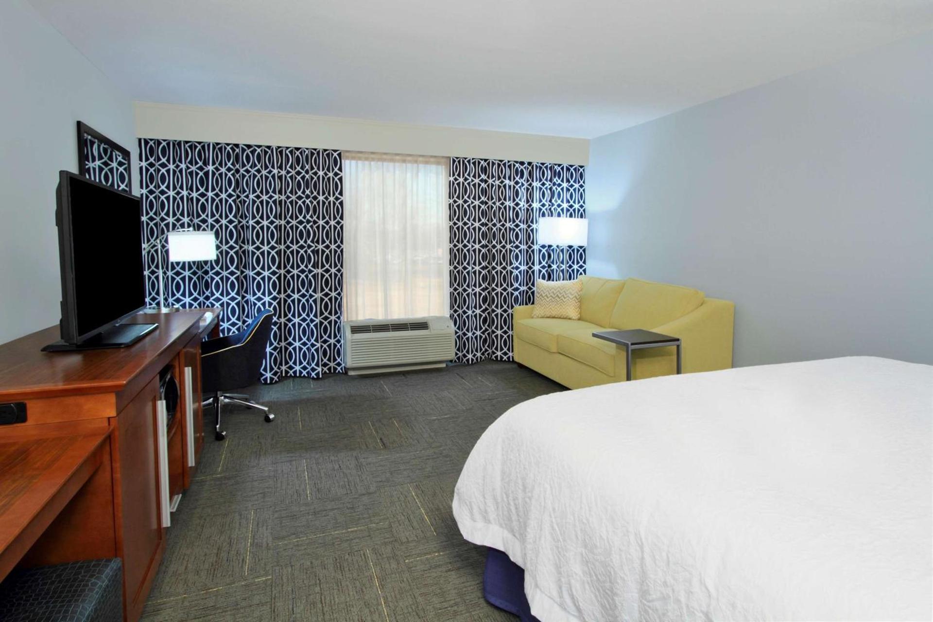 Hampton Inn Richland/South Jackson photo 21