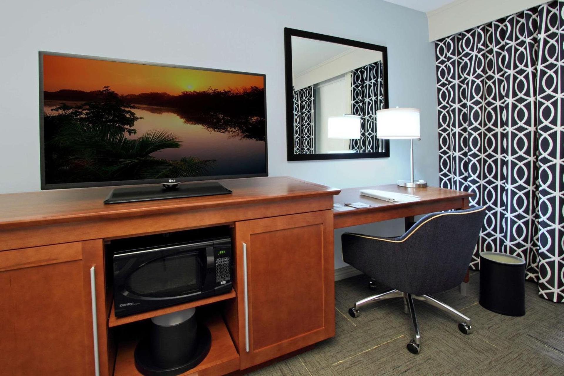 Hampton Inn Richland/South Jackson photo 27