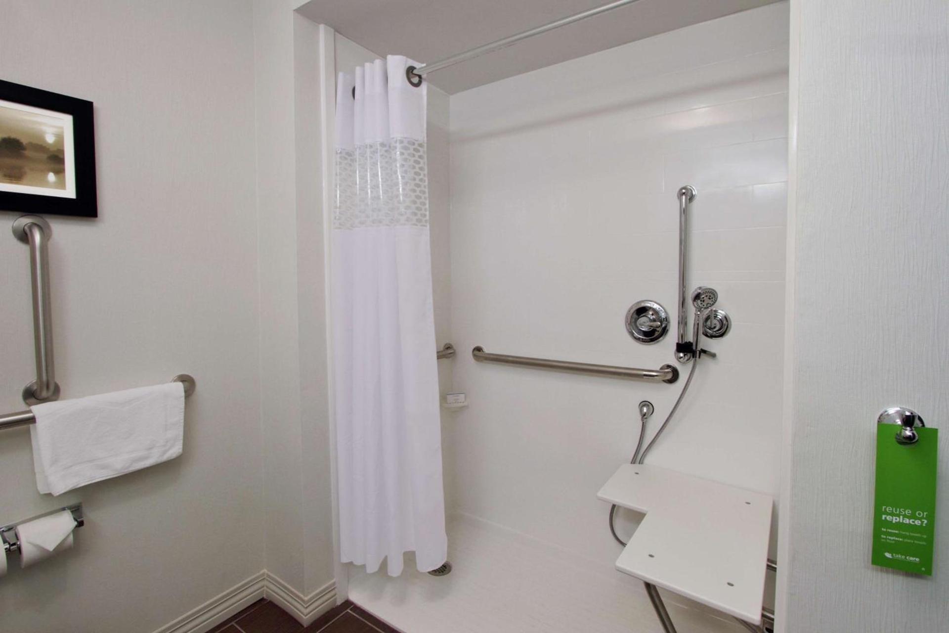 Hampton Inn Richland/South Jackson photo 29