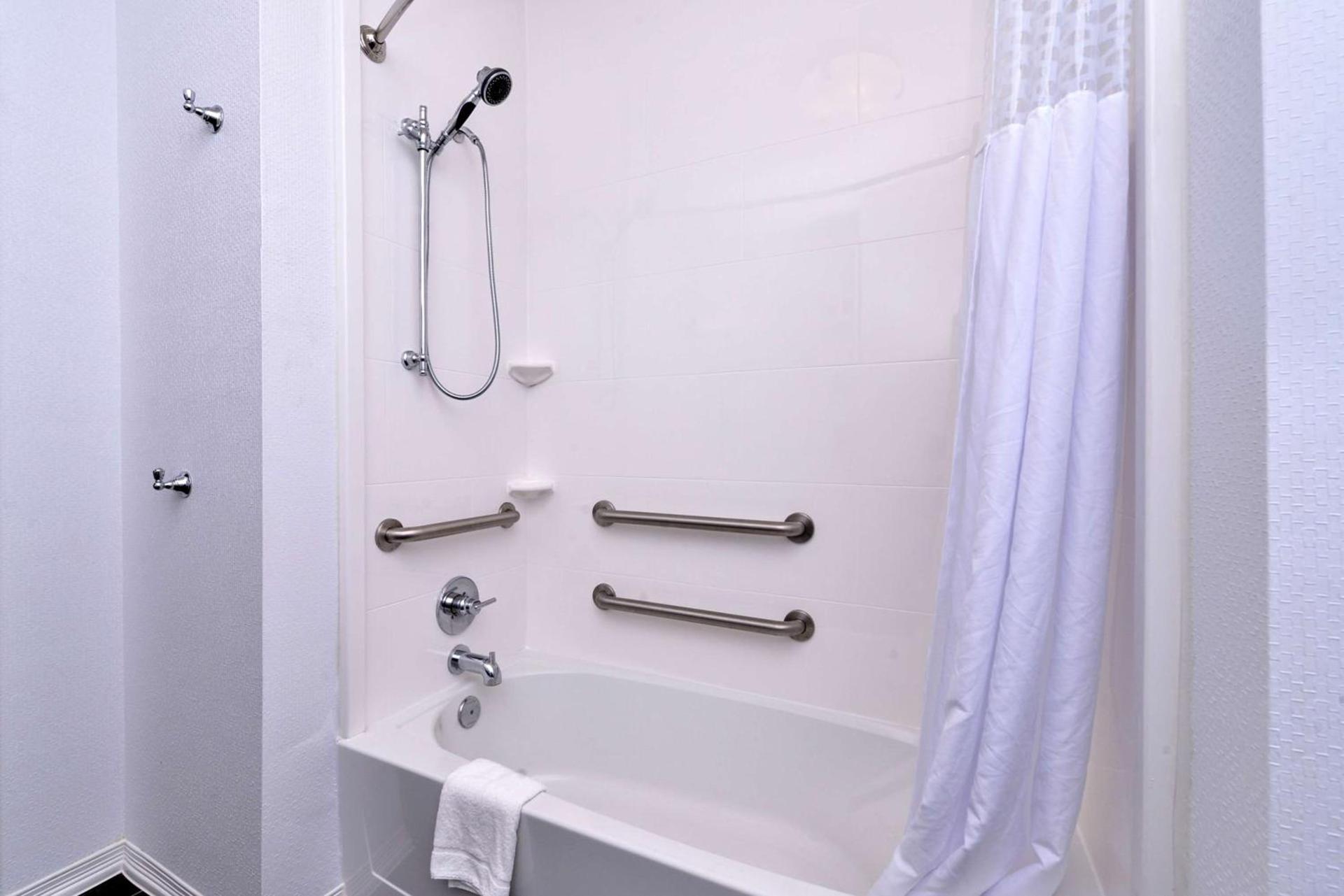 Hampton Inn Broussard-Lafayette photo 22