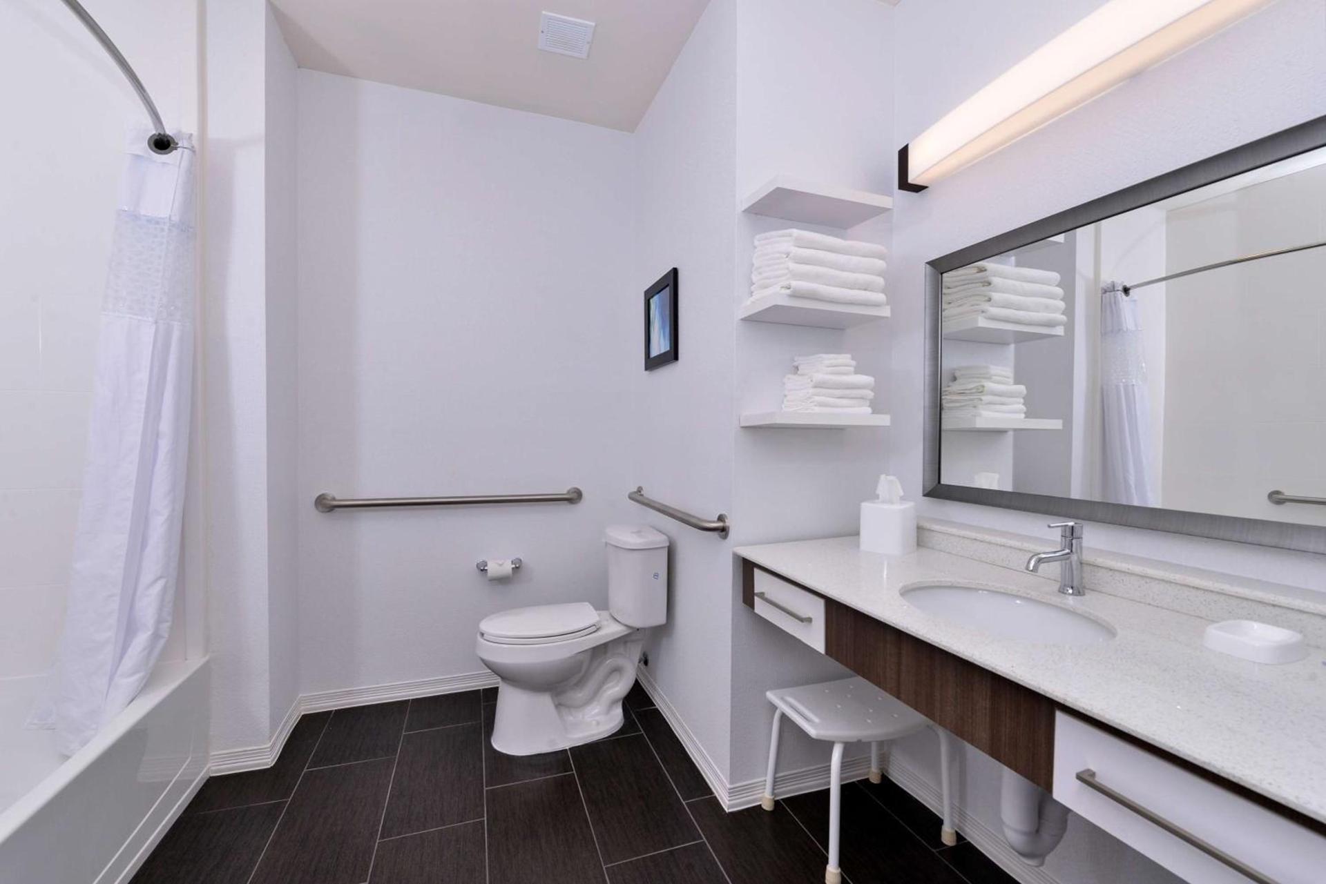Hampton Inn Broussard-Lafayette photo 27