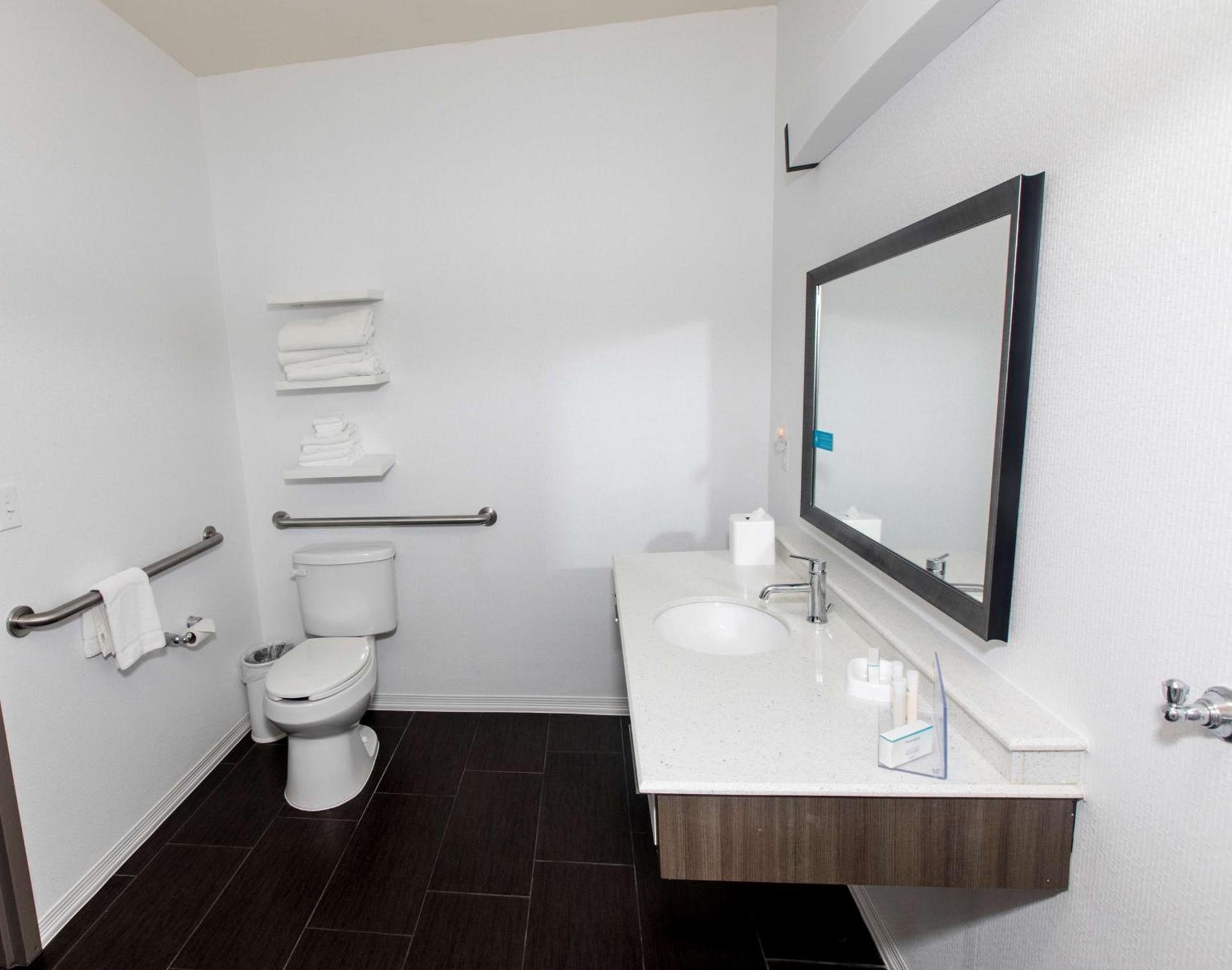 Hampton Inn Broussard-Lafayette photo 31