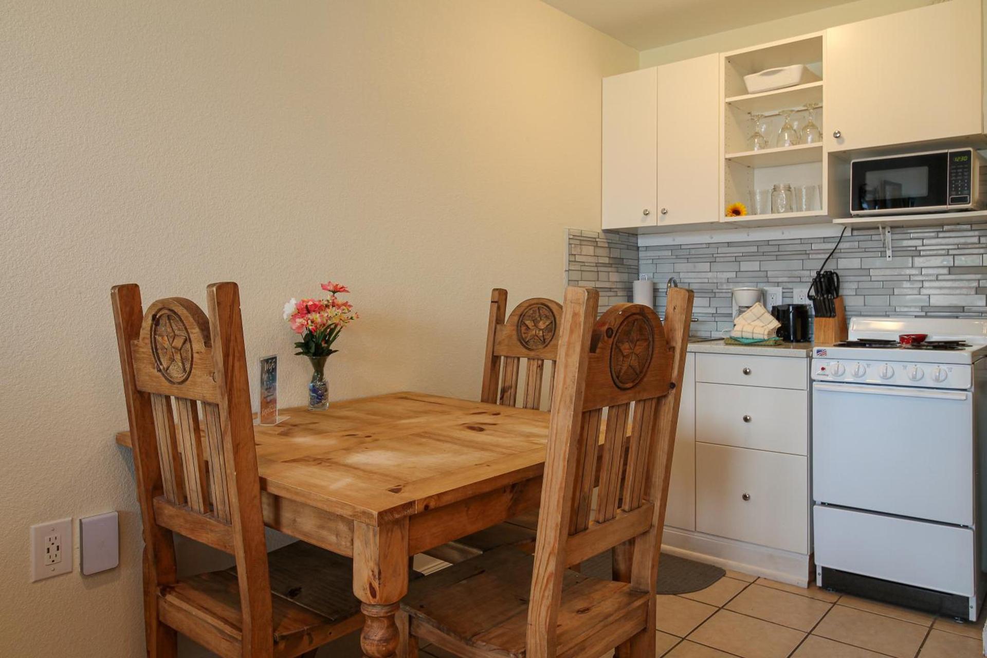 Executive Keys Condominiums on the Beach photo 27