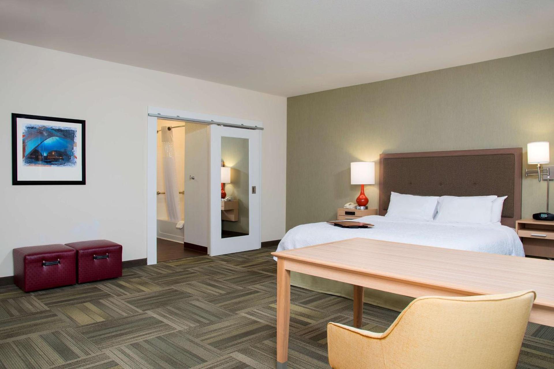 Hampton Inn Kalamazoo photo 22