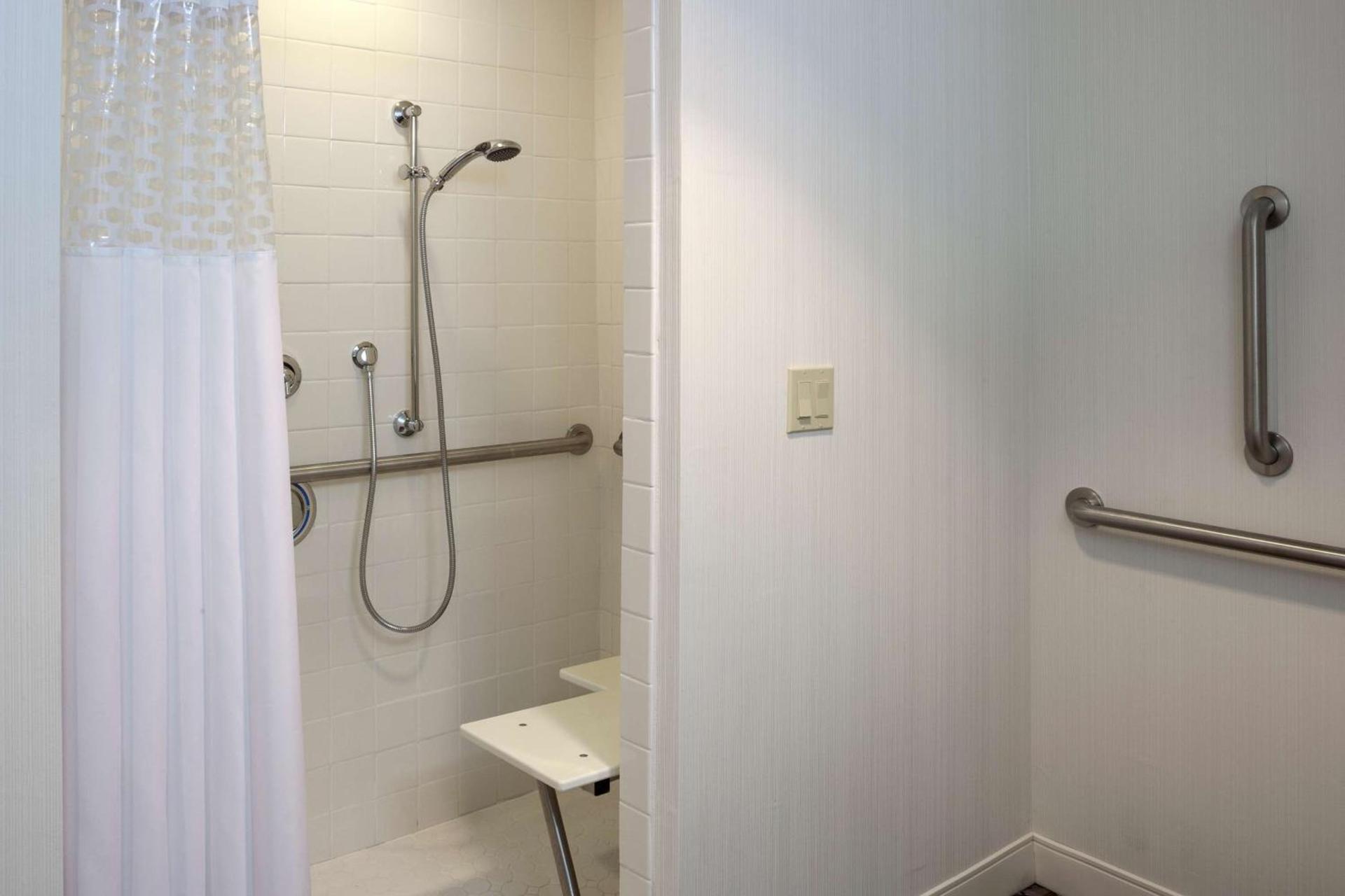 Hampton Inn & Suites Blythe, CA photo 15