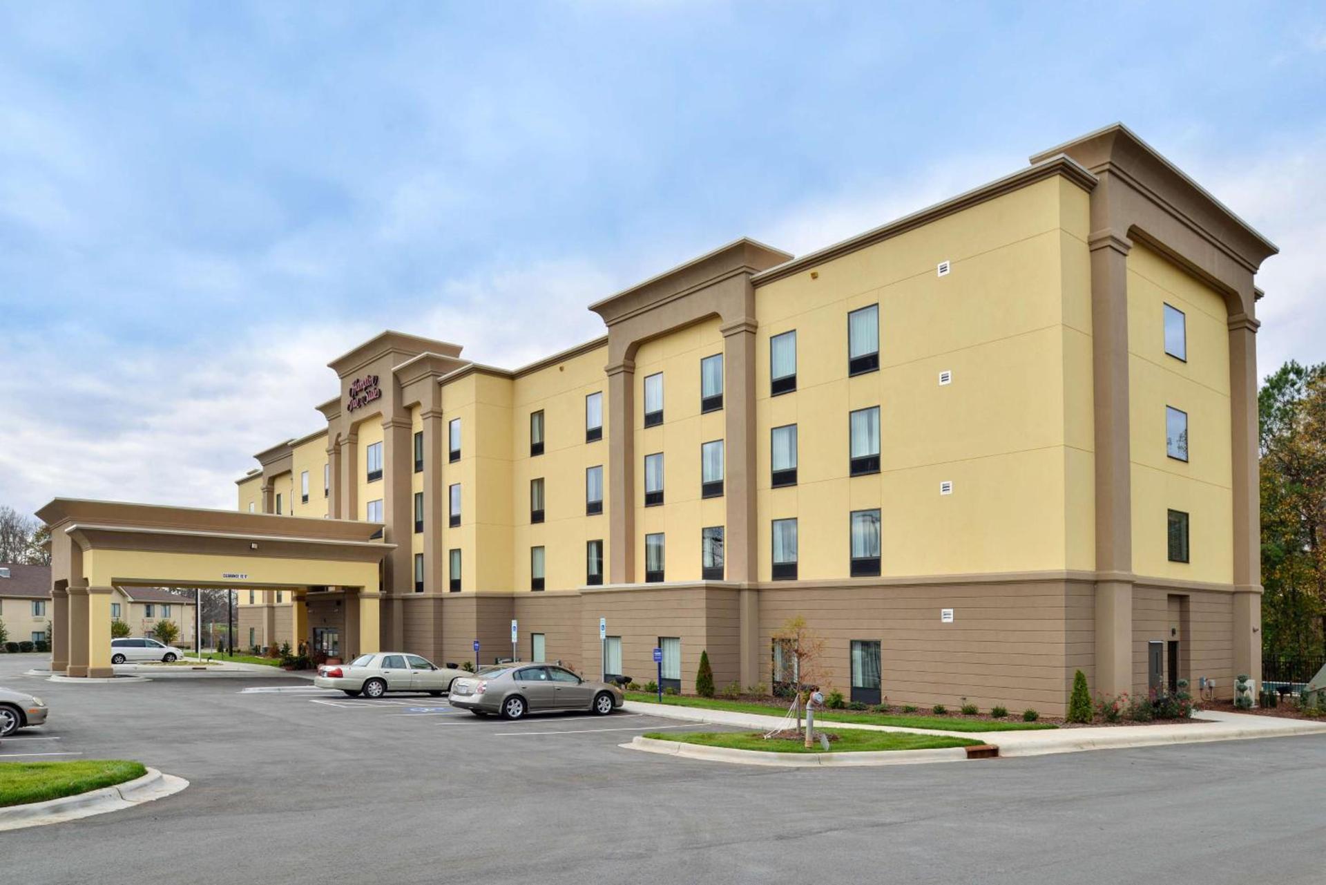 Hampton Inn & Suites Shelby, North Carolina photo 2