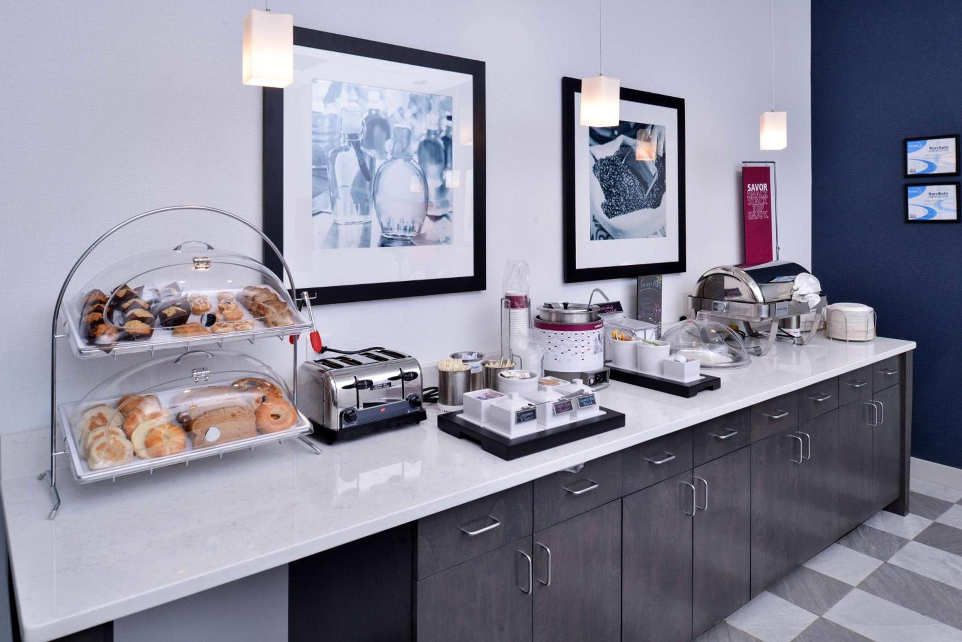 Hampton Inn & Suites Shelby, North Carolina photo 10