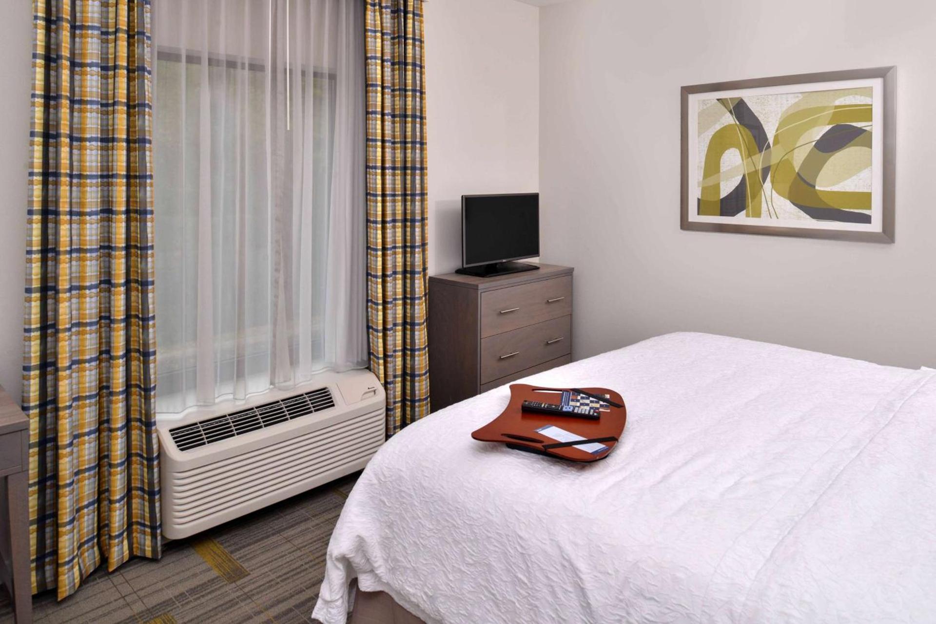 Hampton Inn & Suites Shelby, North Carolina photo 27
