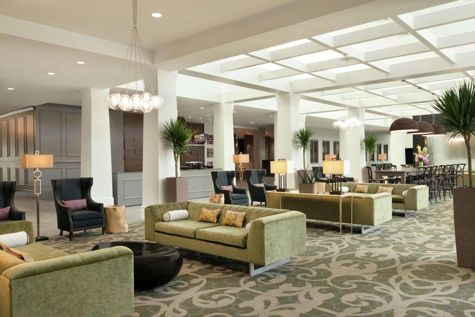 Embassy Suites Charlotte/Ayrsley photo 4