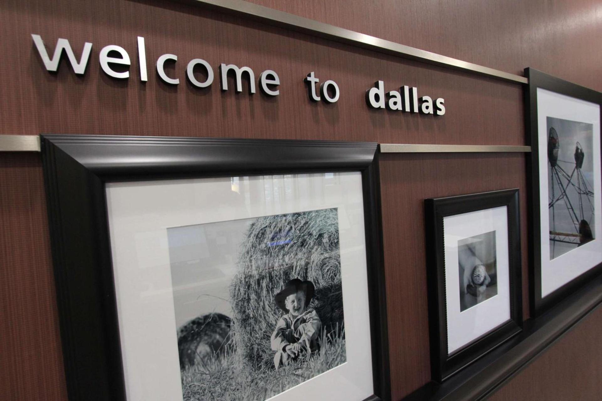 Hampton Inn & Suites Dallas Market Center photo 10